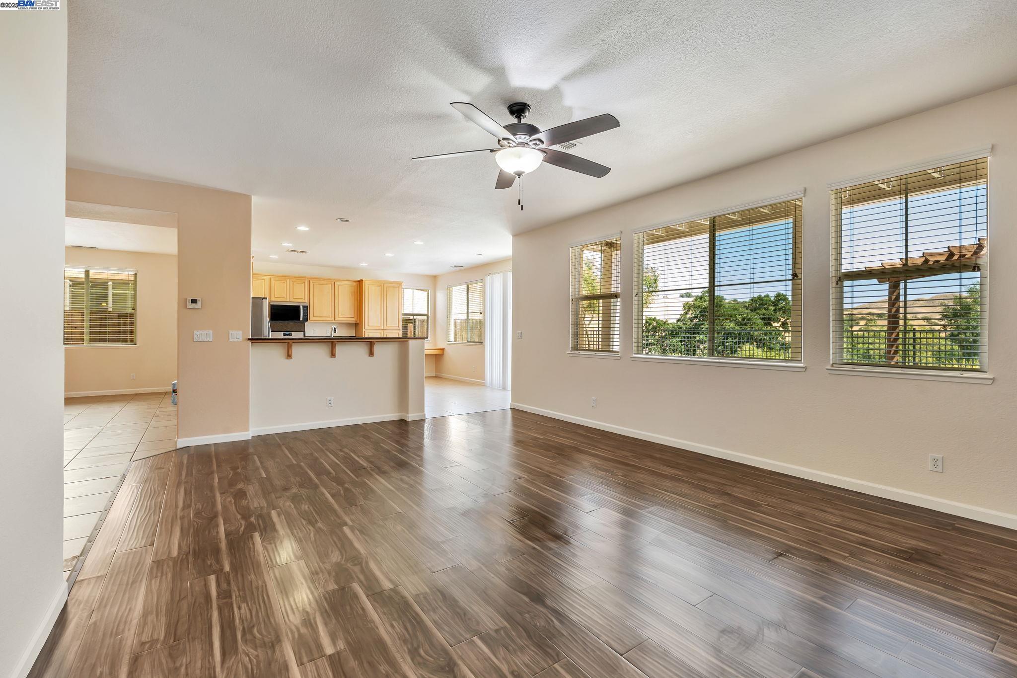 Detail Gallery Image 15 of 54 For 9019 Tee Box Ct, Patterson,  CA 95363 - 4 Beds | 2/1 Baths