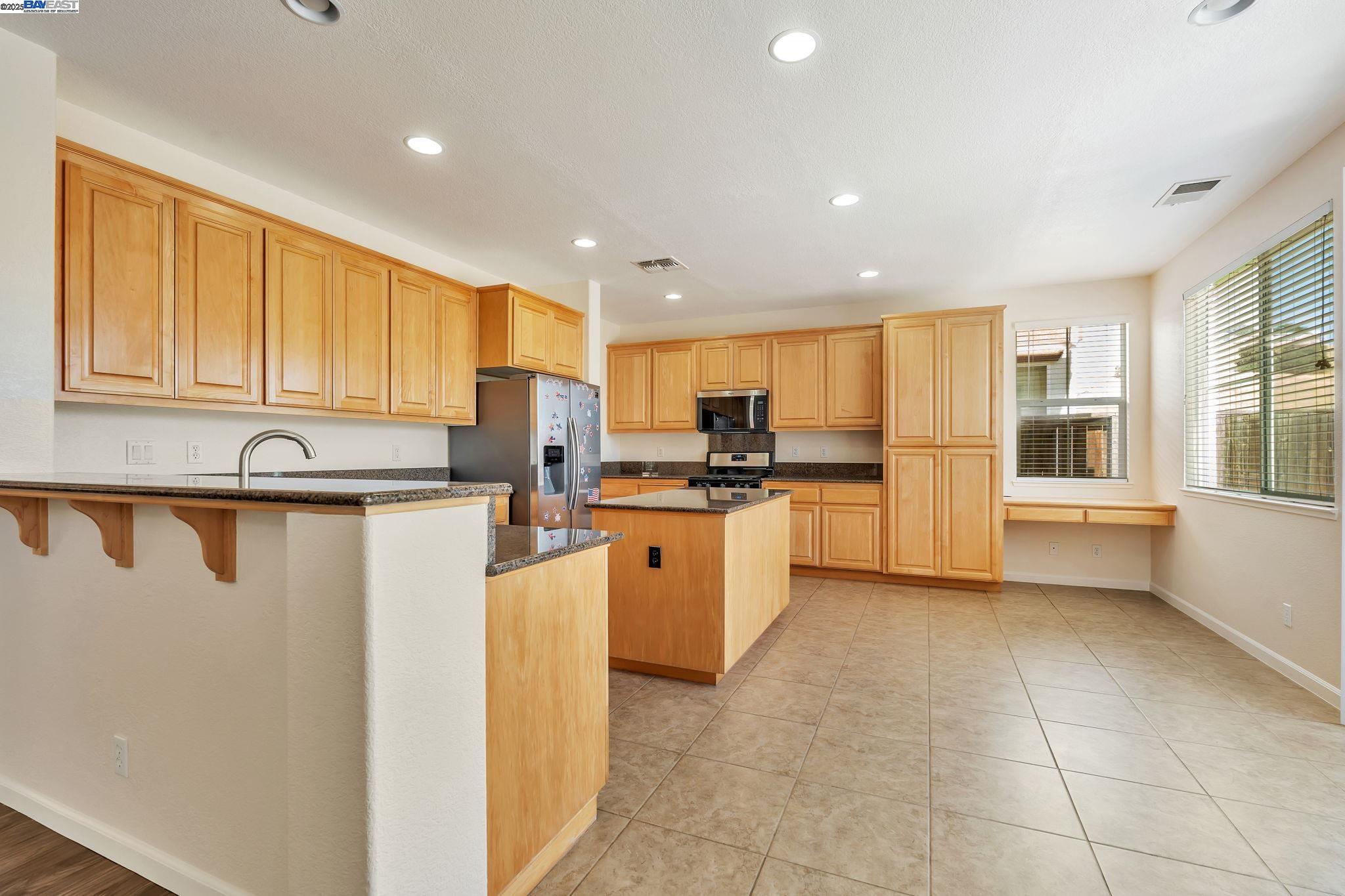 Detail Gallery Image 17 of 54 For 9019 Tee Box Ct, Patterson,  CA 95363 - 4 Beds | 2/1 Baths