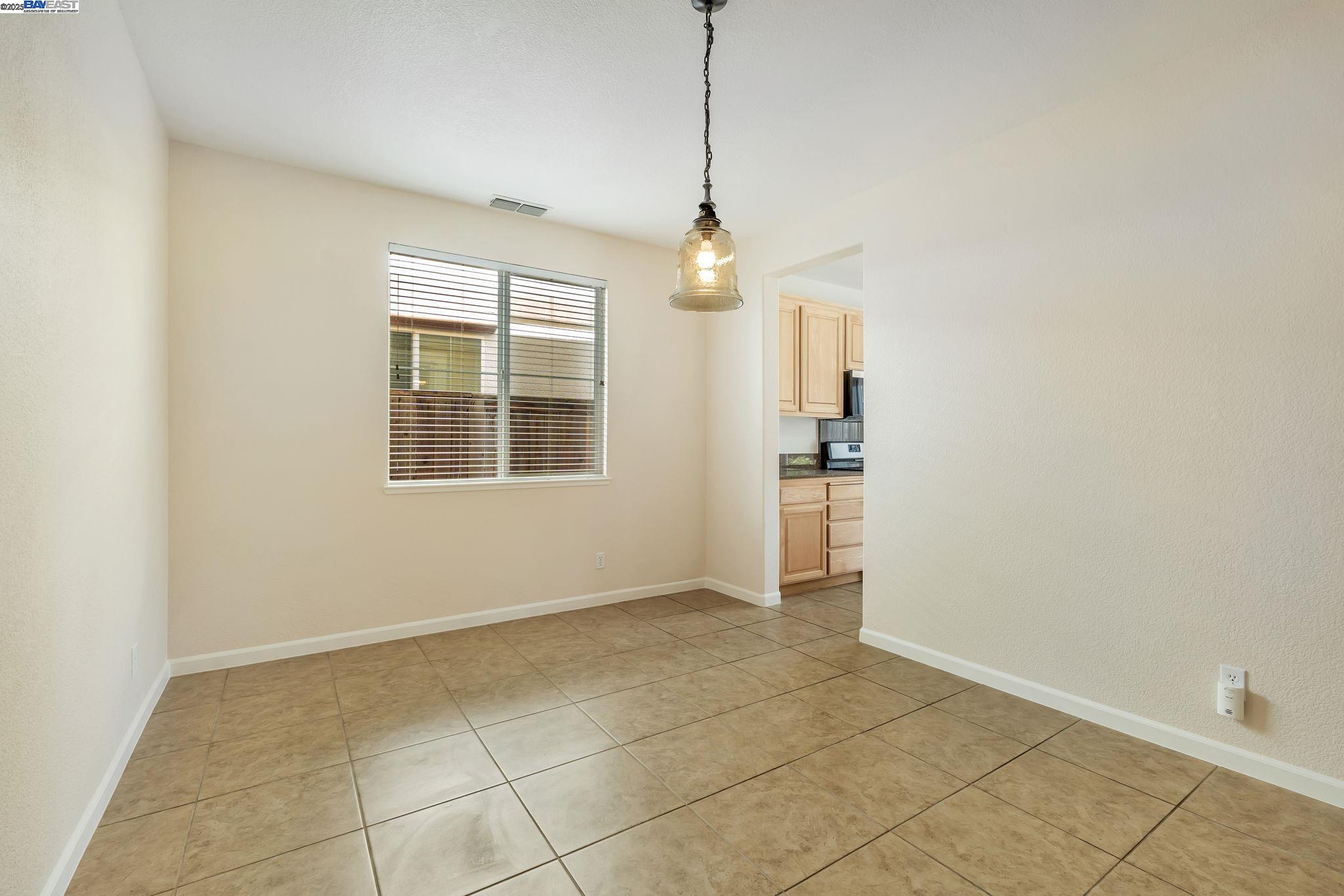 Detail Gallery Image 22 of 54 For 9019 Tee Box Ct, Patterson,  CA 95363 - 4 Beds | 2/1 Baths