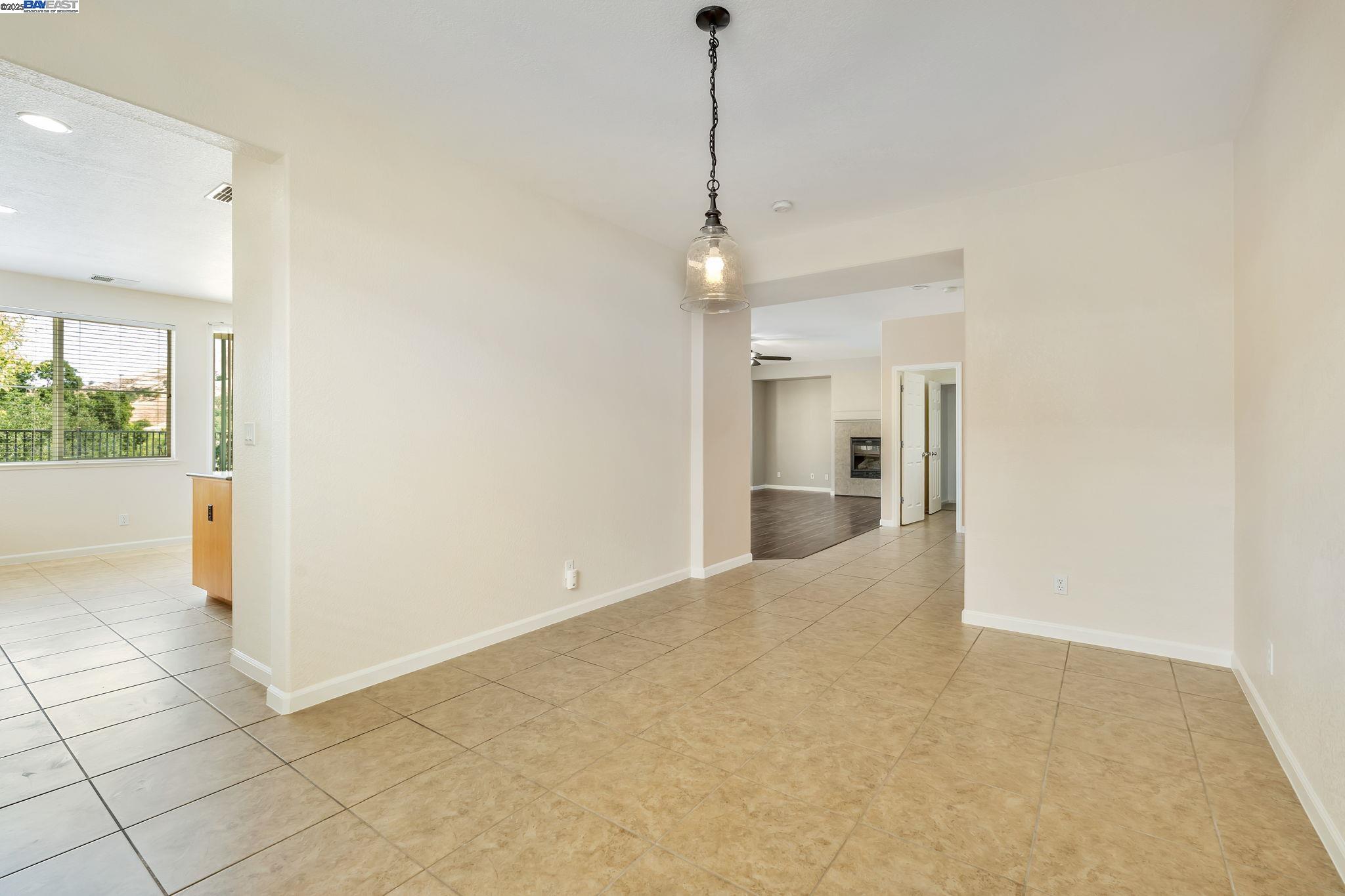 Detail Gallery Image 23 of 54 For 9019 Tee Box Ct, Patterson,  CA 95363 - 4 Beds | 2/1 Baths