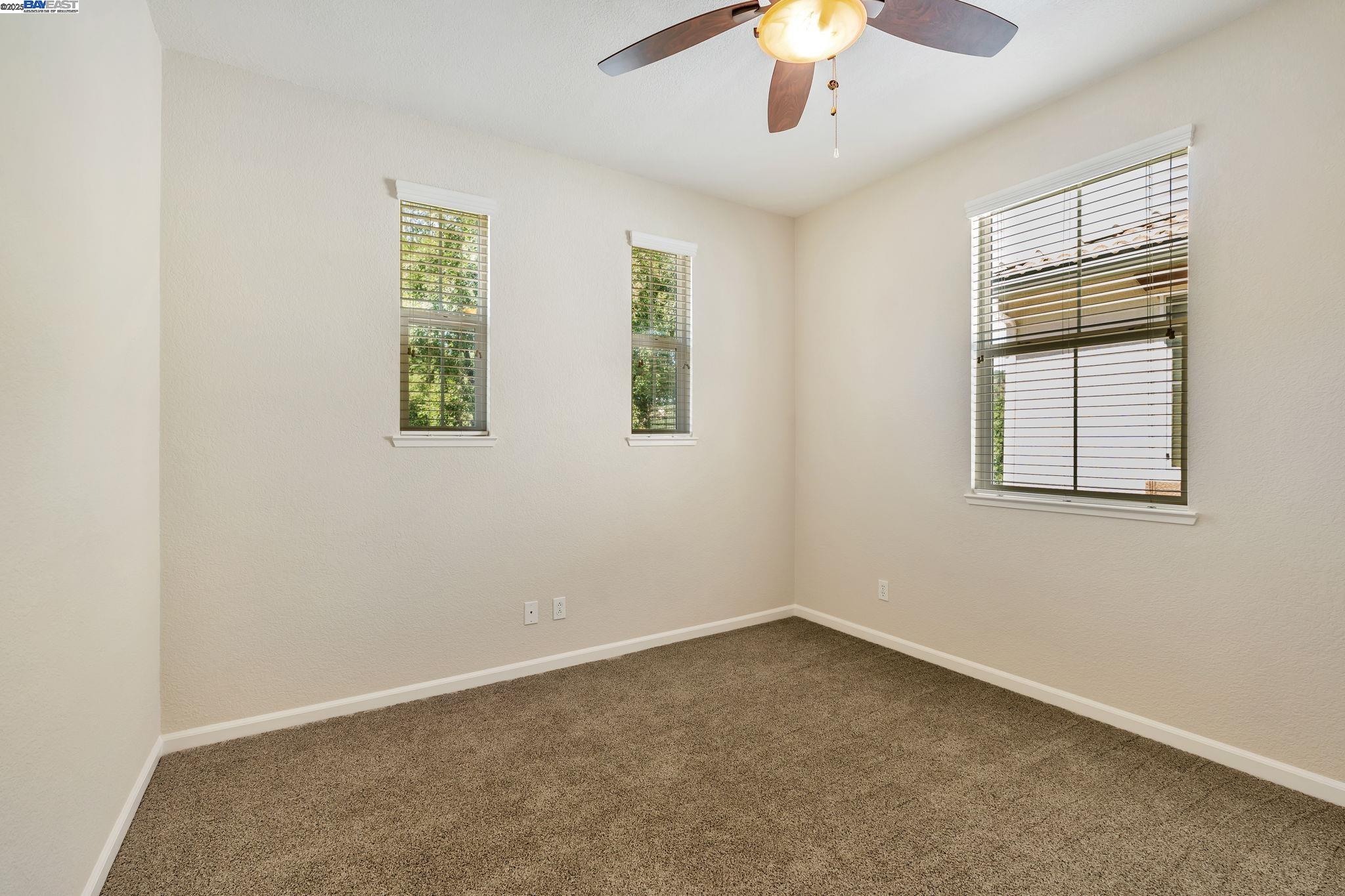 Detail Gallery Image 29 of 54 For 9019 Tee Box Ct, Patterson,  CA 95363 - 4 Beds | 2/1 Baths