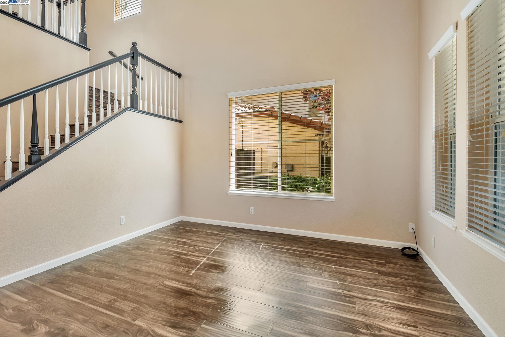 Detail Gallery Image 9 of 54 For 9019 Tee Box Ct, Patterson,  CA 95363 - 4 Beds | 2/1 Baths