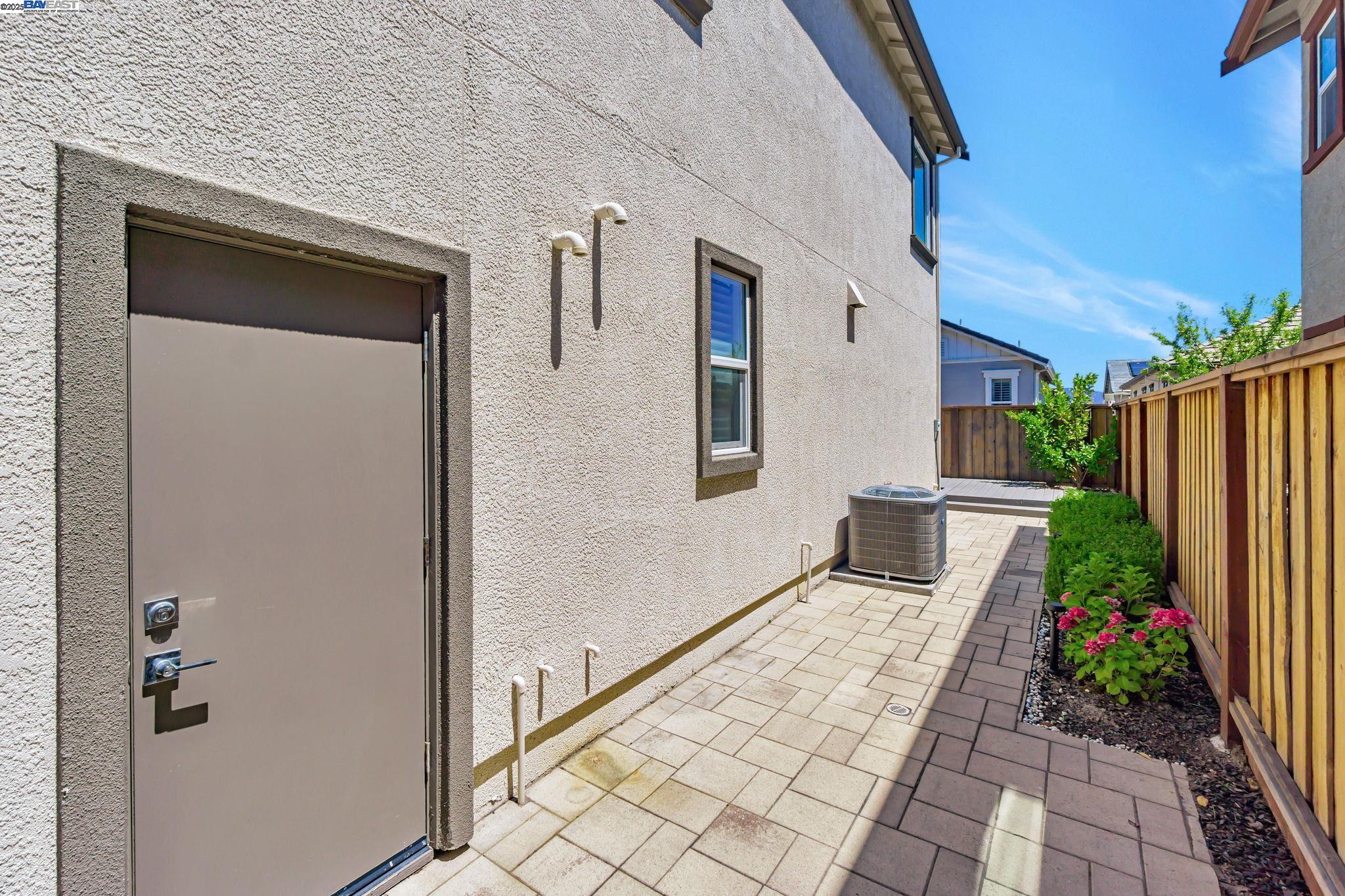 Detail Gallery Image 47 of 53 For 2002 Davoli Ct, San Ramon,  CA 94583 - 4 Beds | 3 Baths