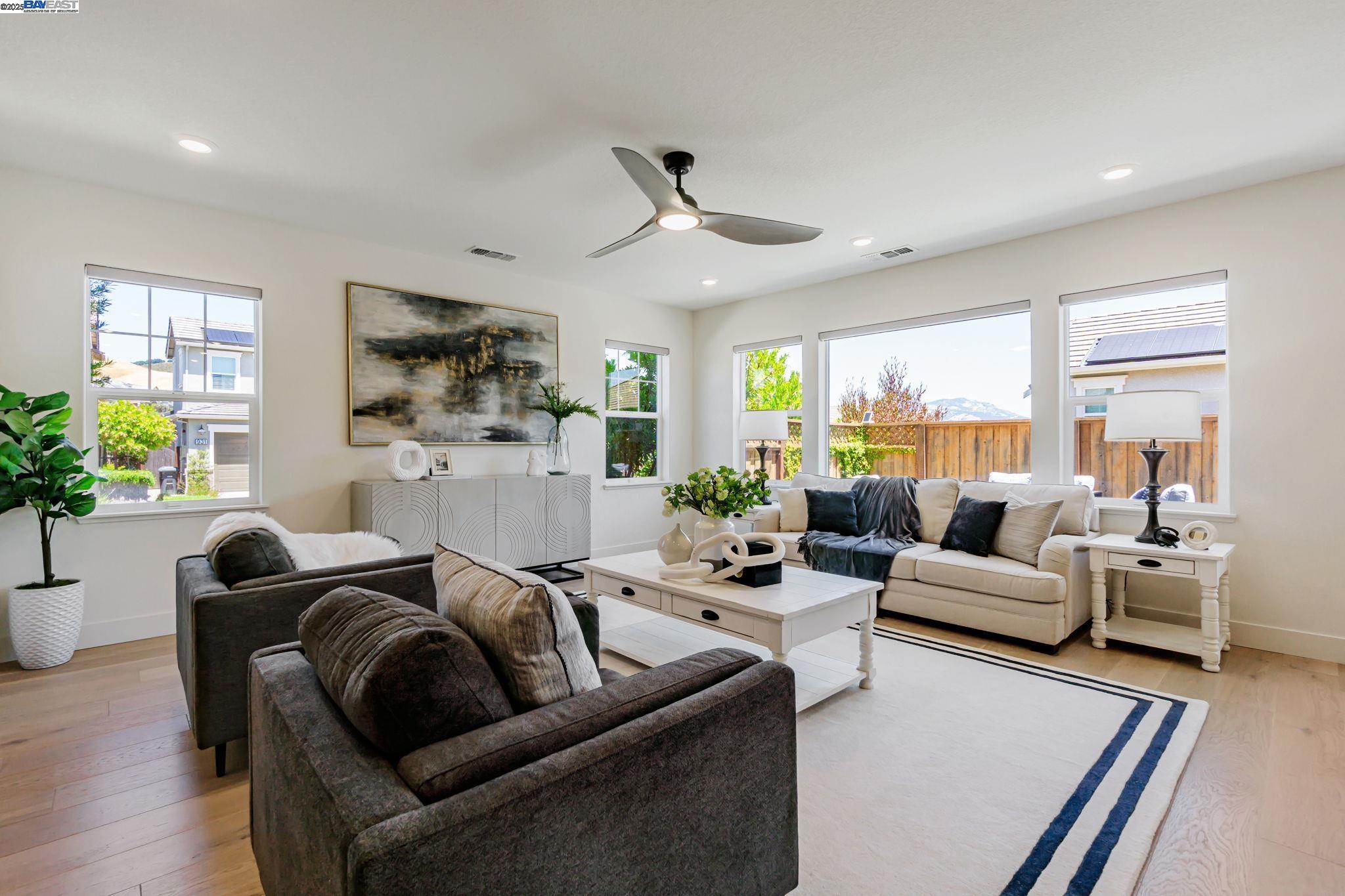 Detail Gallery Image 7 of 53 For 2002 Davoli Ct, San Ramon,  CA 94583 - 4 Beds | 3 Baths