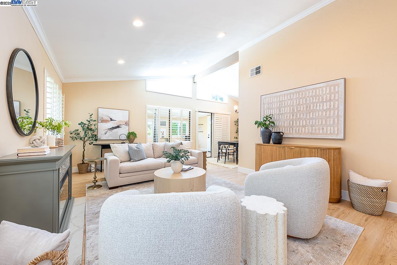Detail Gallery Image 12 of 54 For 33036 Soquel St, Union City,  CA 94587 - 3 Beds | 2 Baths
