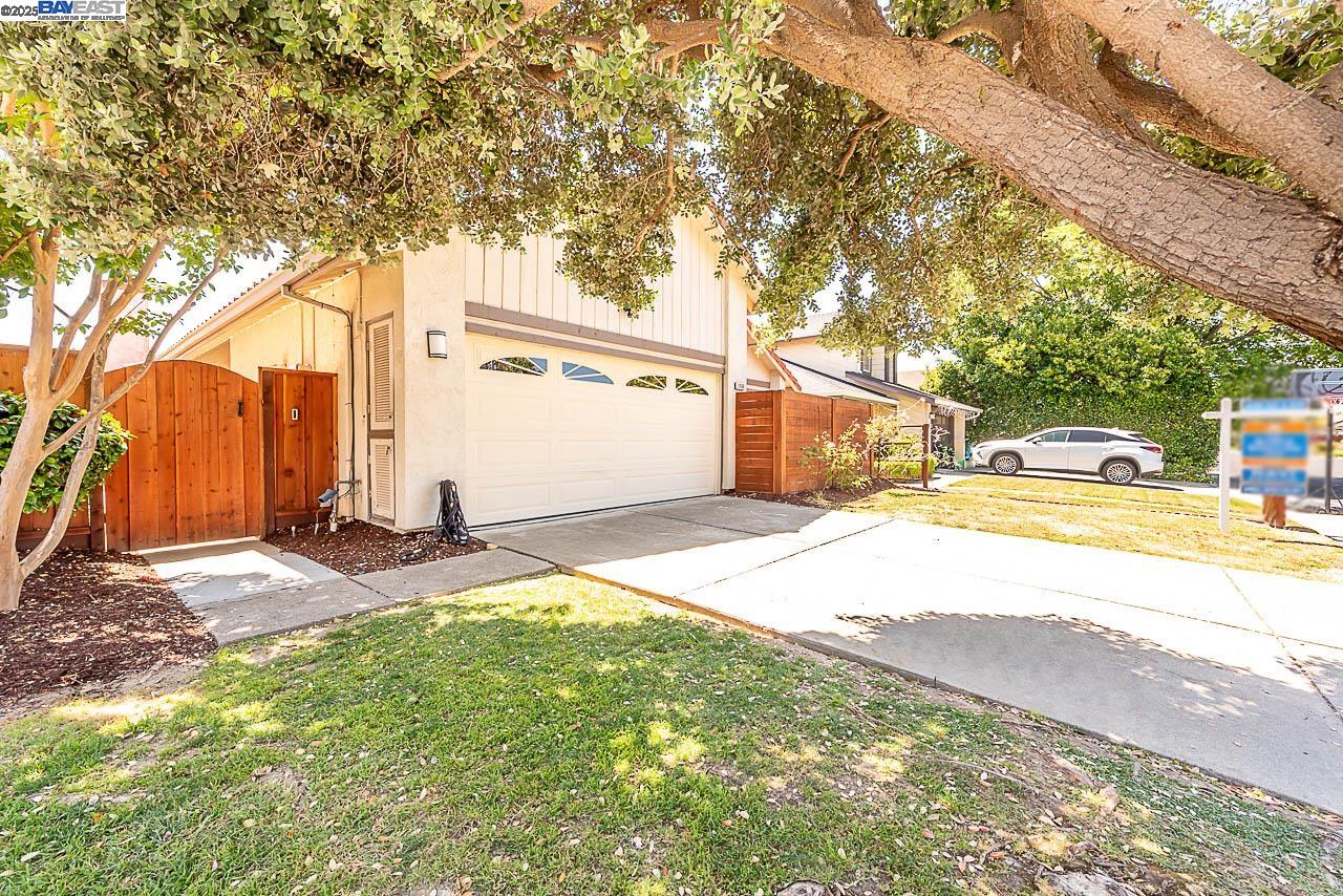Detail Gallery Image 3 of 54 For 33036 Soquel St, Union City,  CA 94587 - 3 Beds | 2 Baths