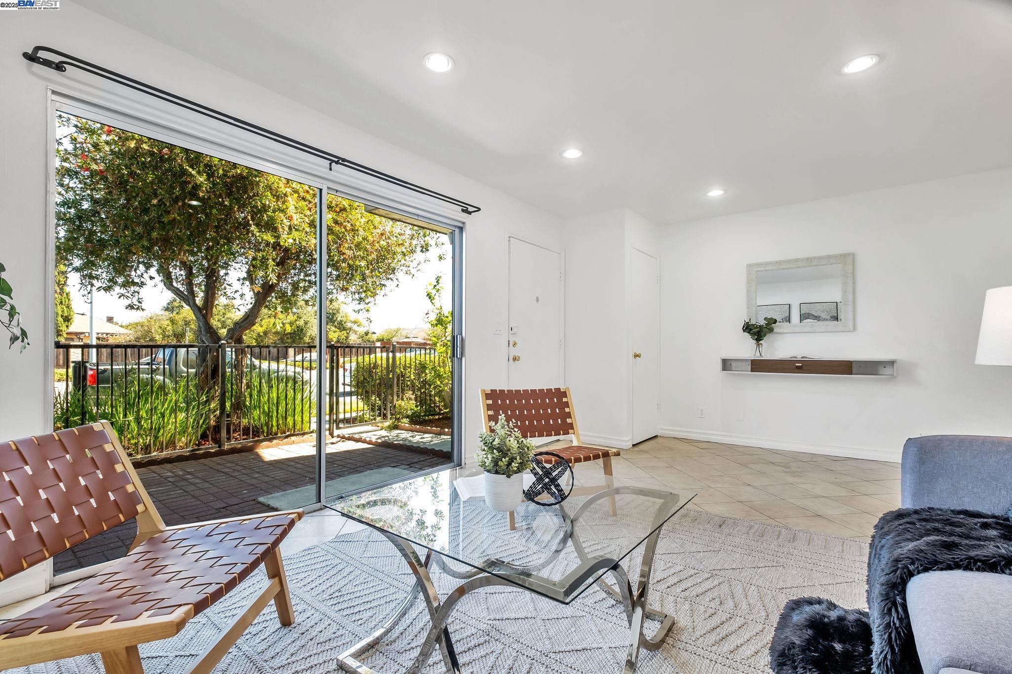 Photo #10: 41103879 Listing: Photo #10