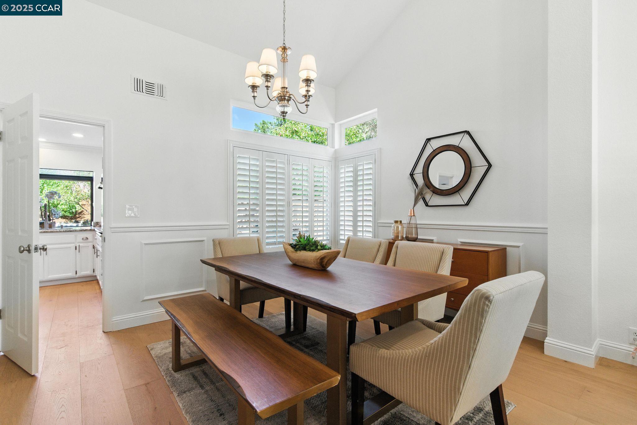 Detail Gallery Image 15 of 45 For 316 Valley High Dr, Pleasant Hill,  CA 94523 - 5 Beds | 3 Baths