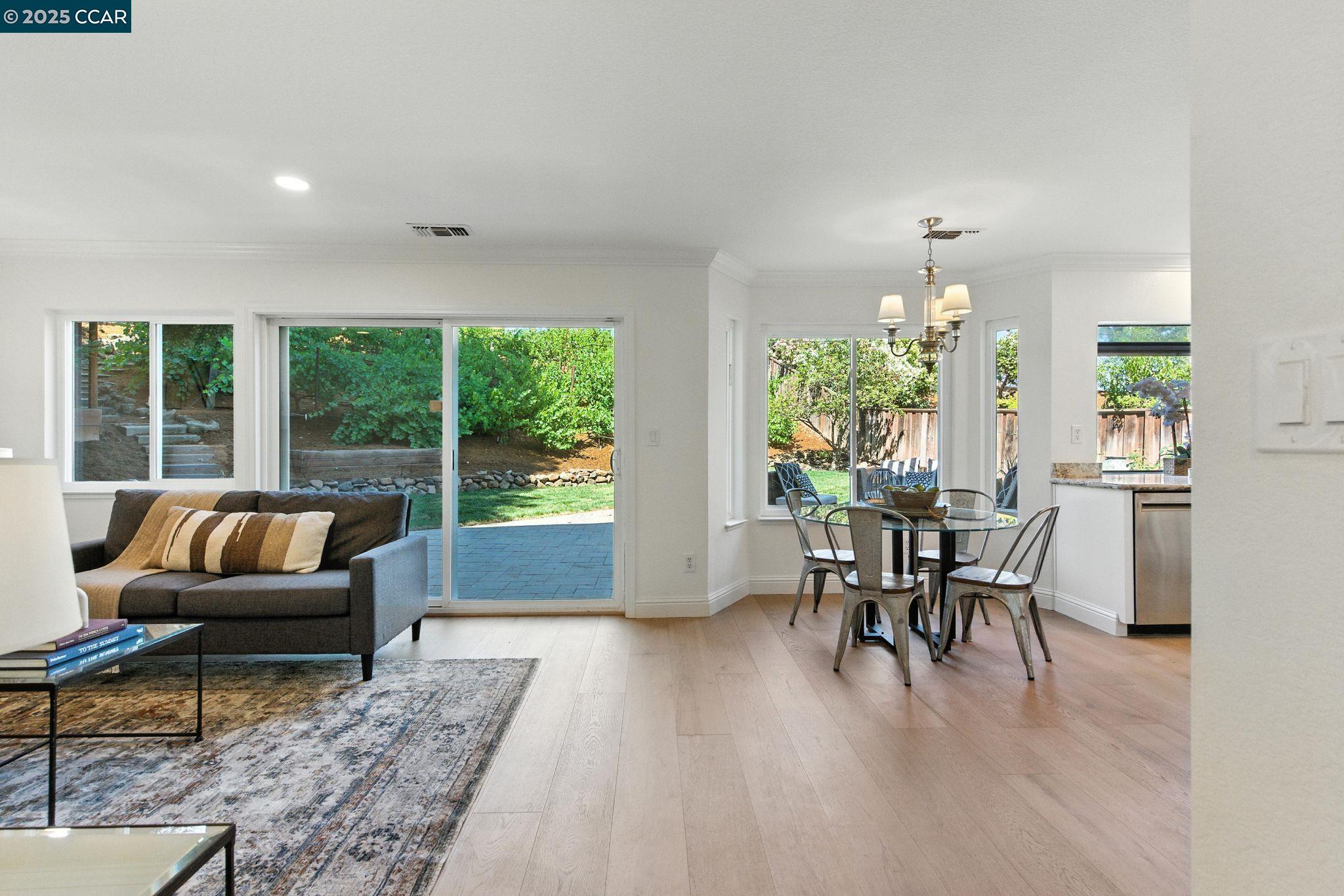 Detail Gallery Image 20 of 45 For 316 Valley High Dr, Pleasant Hill,  CA 94523 - 5 Beds | 3 Baths