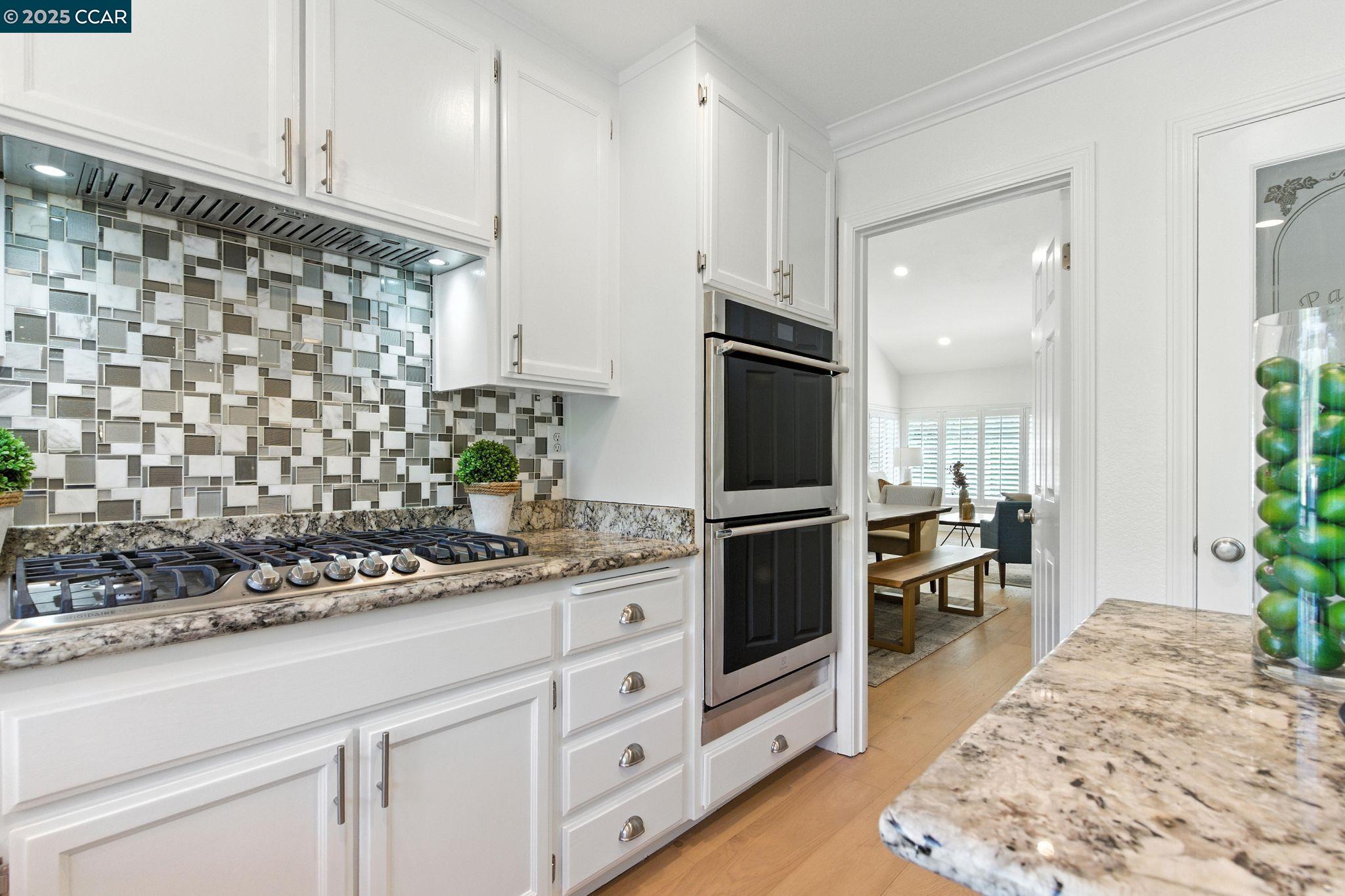 Detail Gallery Image 27 of 45 For 316 Valley High Dr, Pleasant Hill,  CA 94523 - 5 Beds | 3 Baths