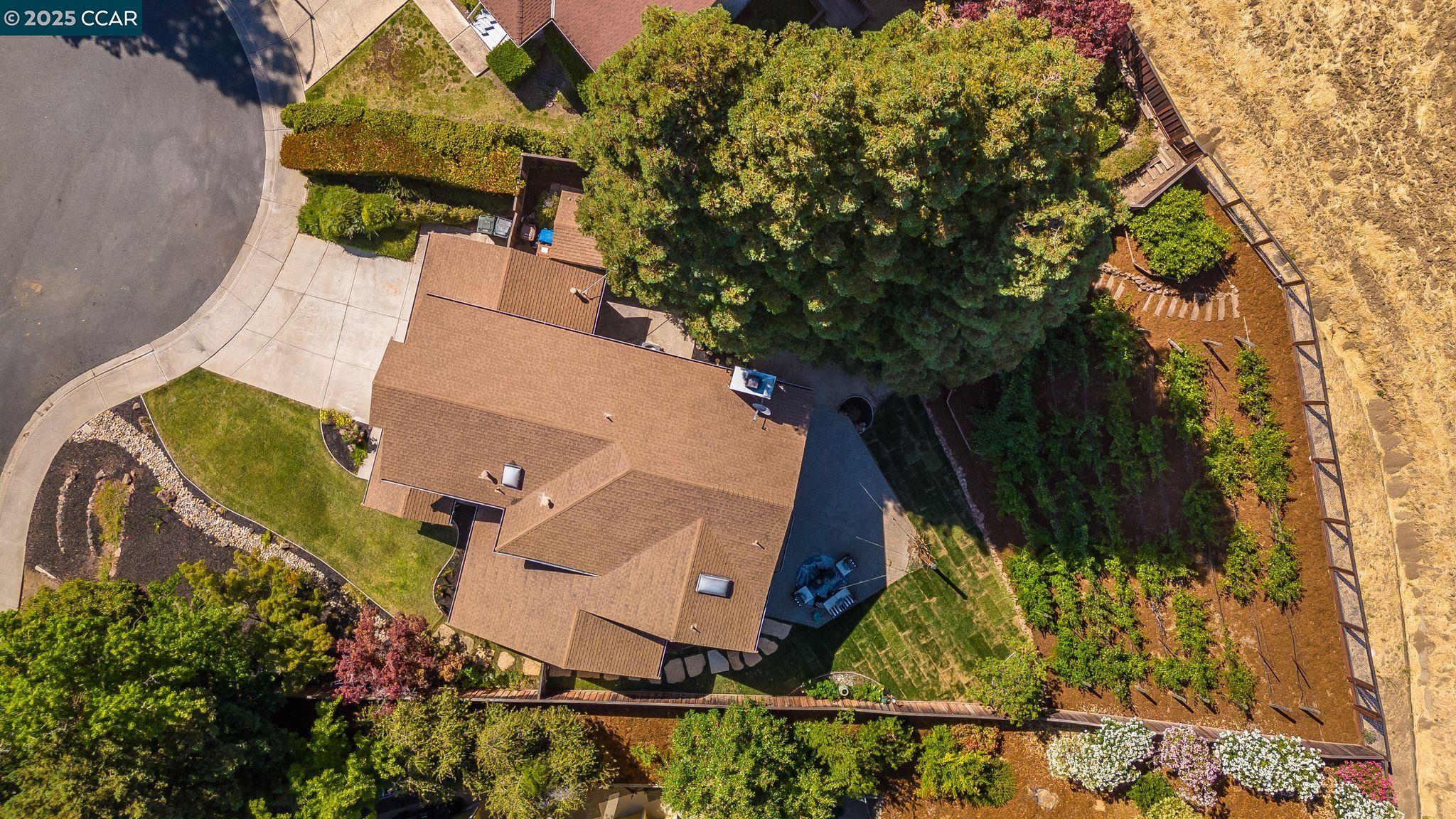 Detail Gallery Image 39 of 45 For 316 Valley High Dr, Pleasant Hill,  CA 94523 - 5 Beds | 3 Baths