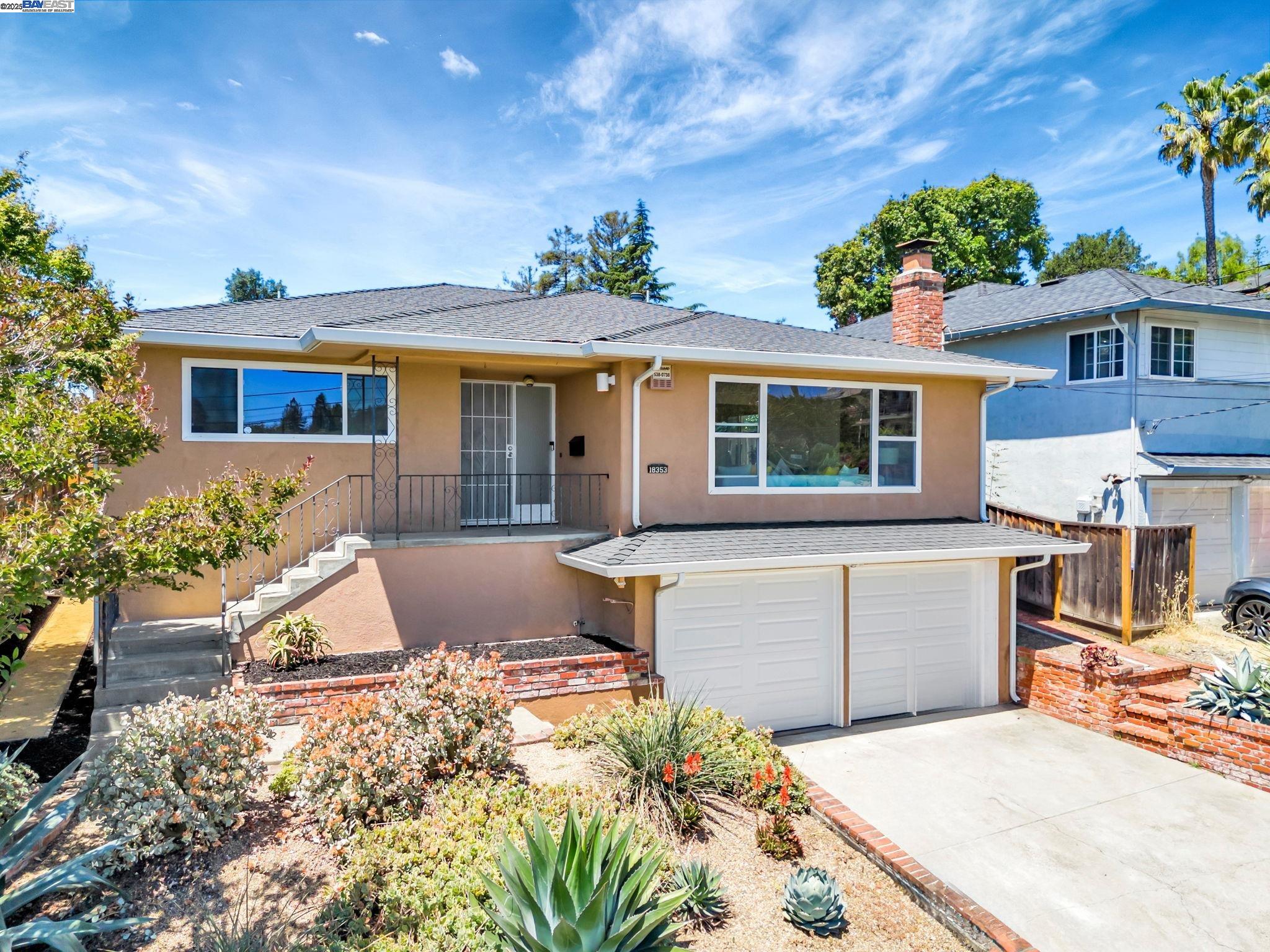 Detail Gallery Image 39 of 48 For 18353 Carlwyn Dr, Castro Valley,  CA 94546 - 3 Beds | 3 Baths