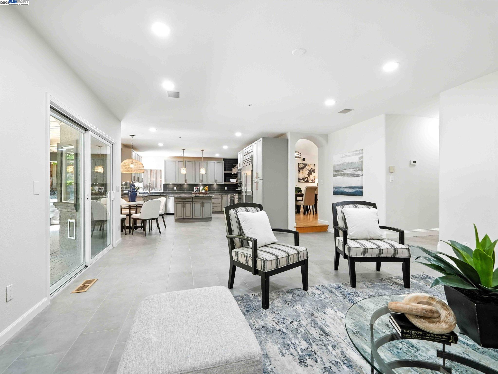 Detail Gallery Image 13 of 60 For 2153 Vintage Ln, Livermore,  CA 94550 - 5 Beds | 3/1 Baths