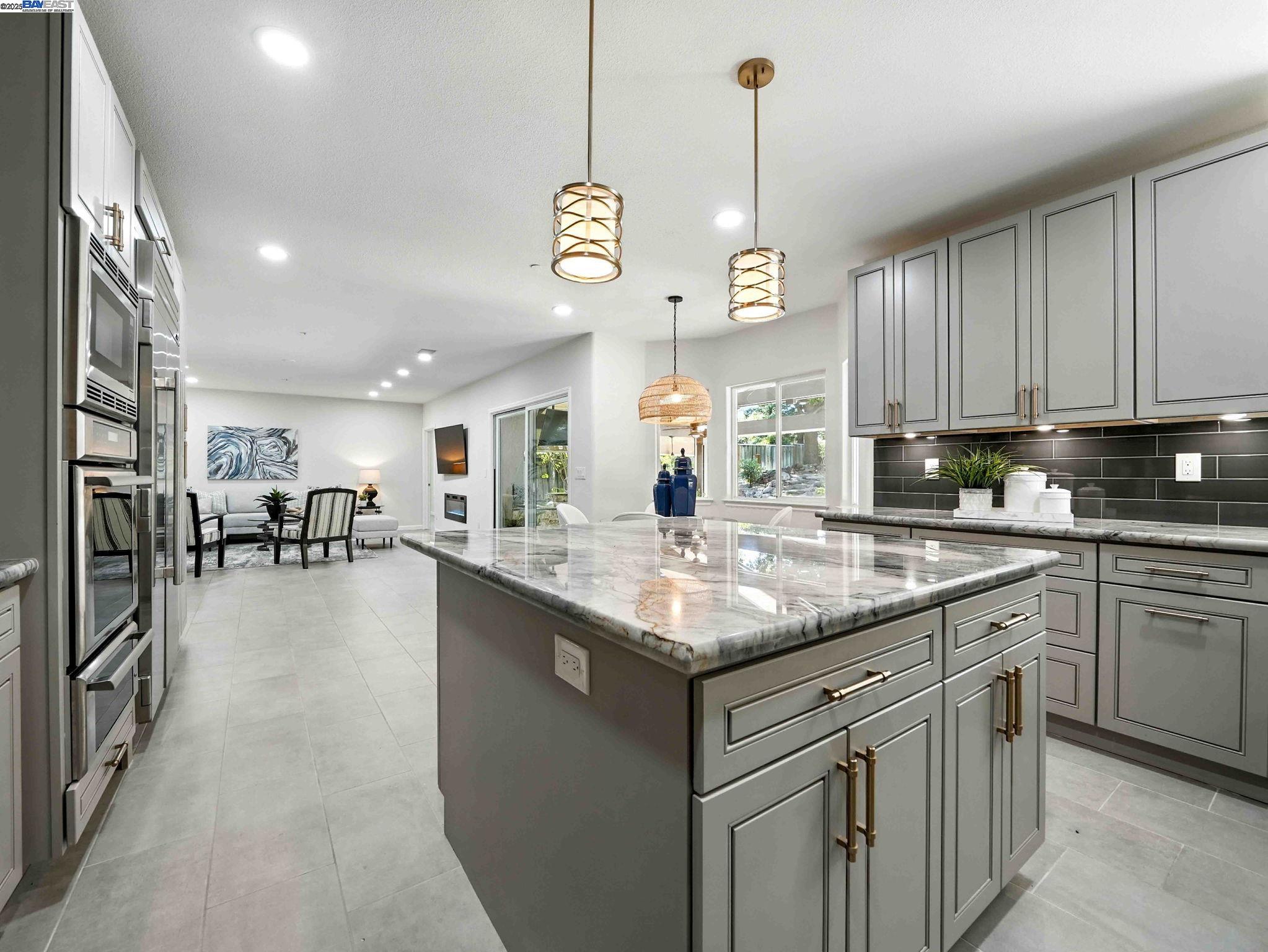 Detail Gallery Image 18 of 60 For 2153 Vintage Ln, Livermore,  CA 94550 - 5 Beds | 3/1 Baths