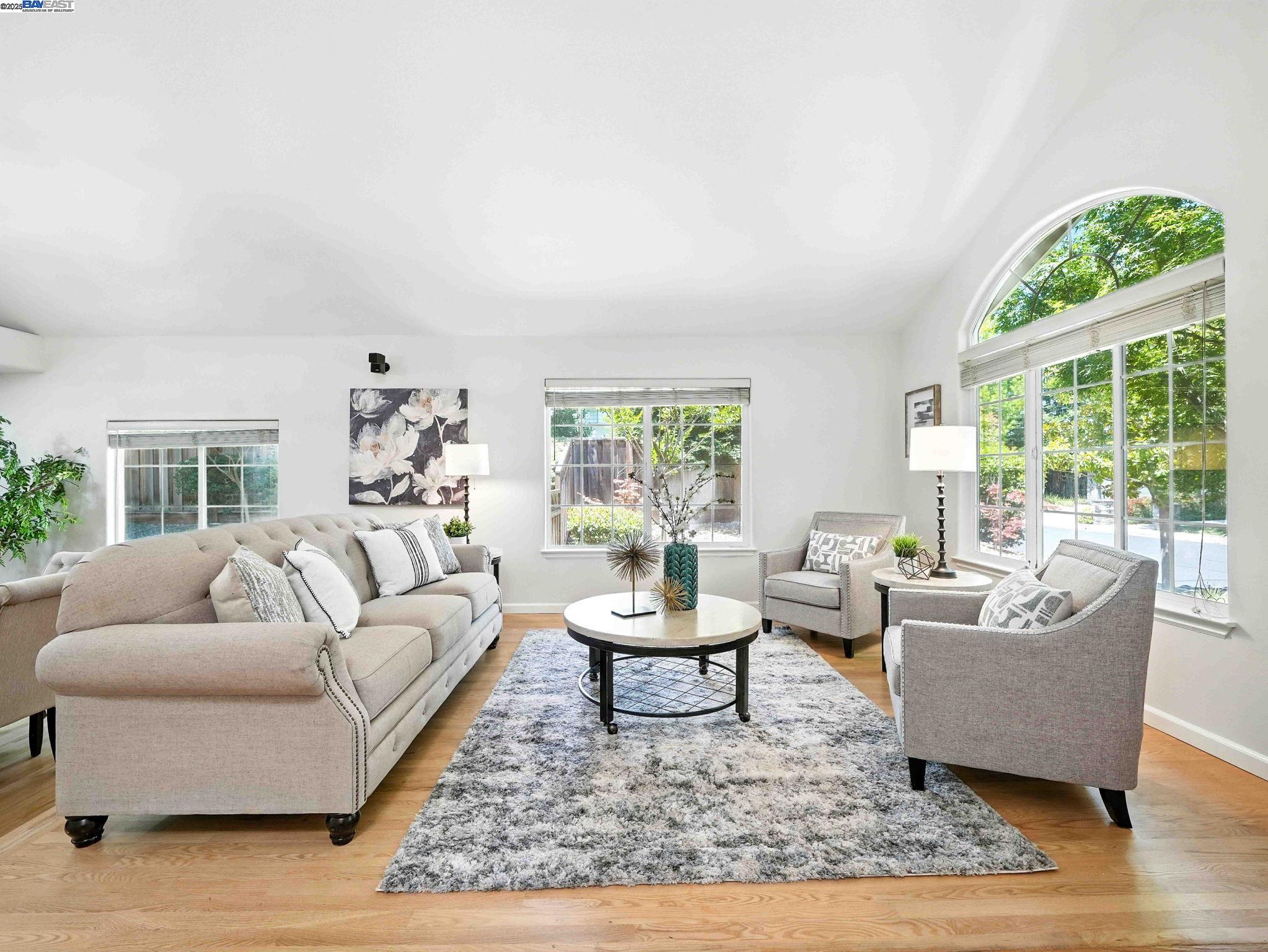 Detail Gallery Image 5 of 60 For 2153 Vintage Ln, Livermore,  CA 94550 - 5 Beds | 3/1 Baths