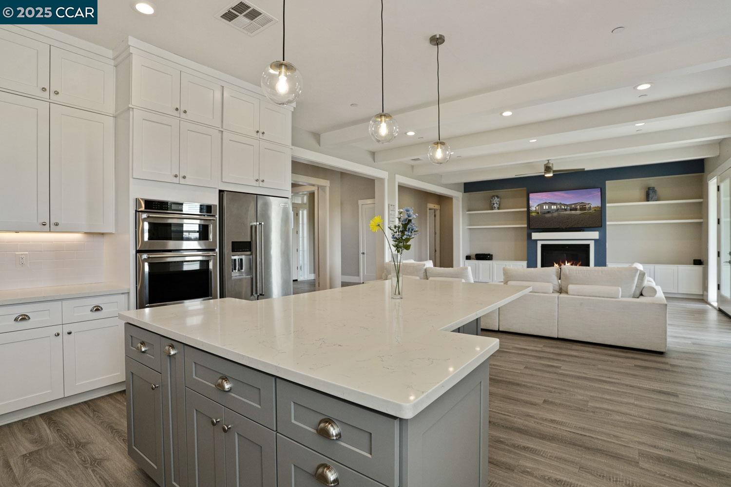 Detail Gallery Image 12 of 40 For 5425 Rio Linda Blvd, Sacramento,  CA 95838 - 4 Beds | 3 Baths