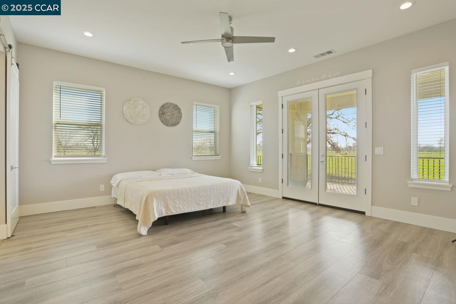 Detail Gallery Image 21 of 40 For 5425 Rio Linda Blvd, Sacramento,  CA 95838 - 4 Beds | 3 Baths