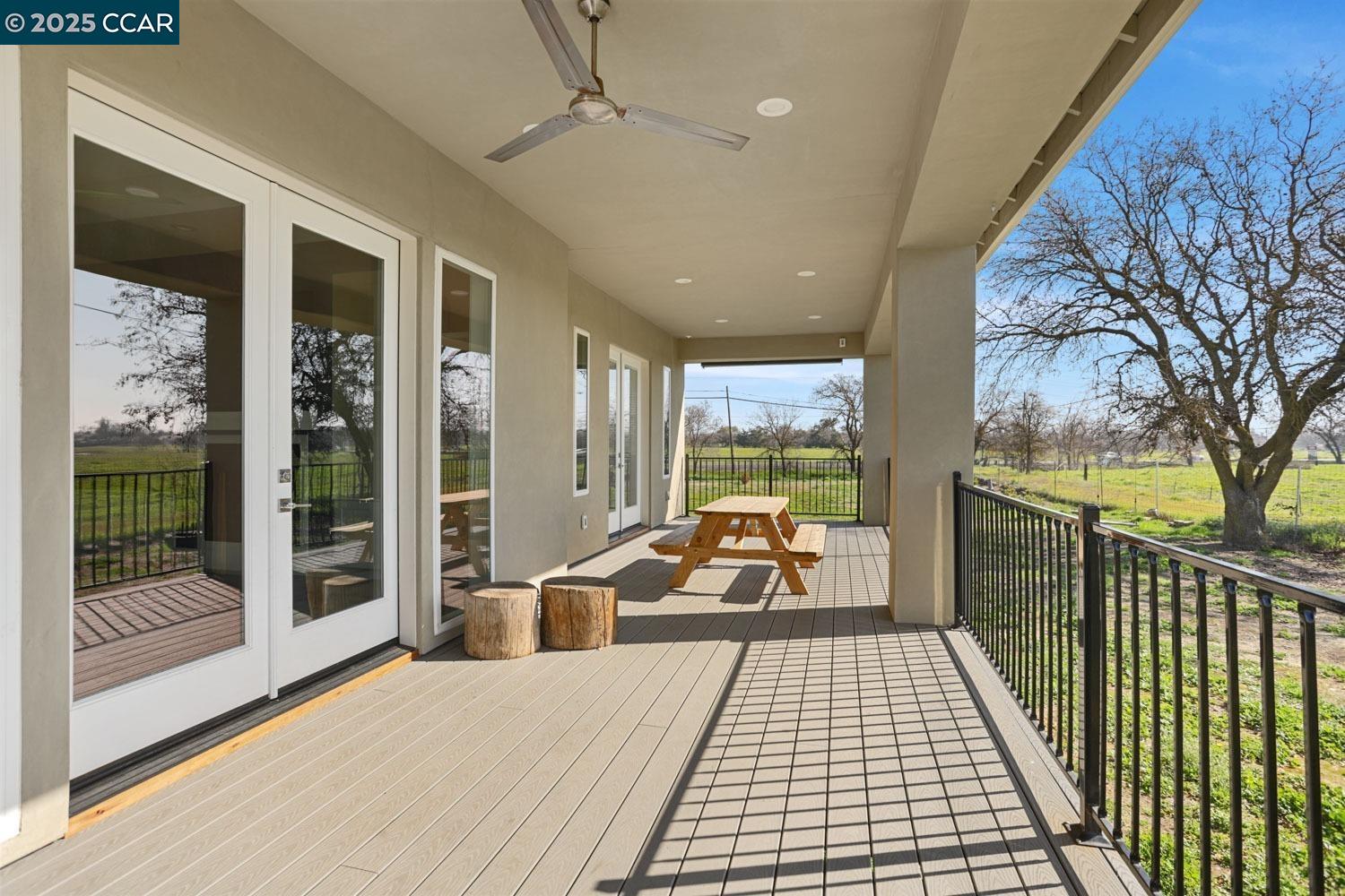 Detail Gallery Image 25 of 40 For 5425 Rio Linda Blvd, Sacramento,  CA 95838 - 4 Beds | 3 Baths