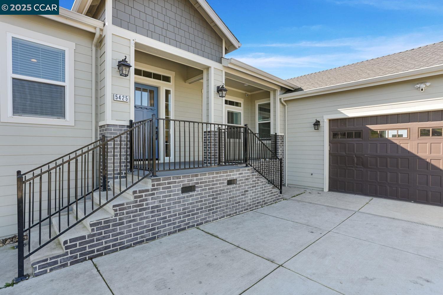 Detail Gallery Image 28 of 40 For 5425 Rio Linda Blvd, Sacramento,  CA 95838 - 4 Beds | 3 Baths