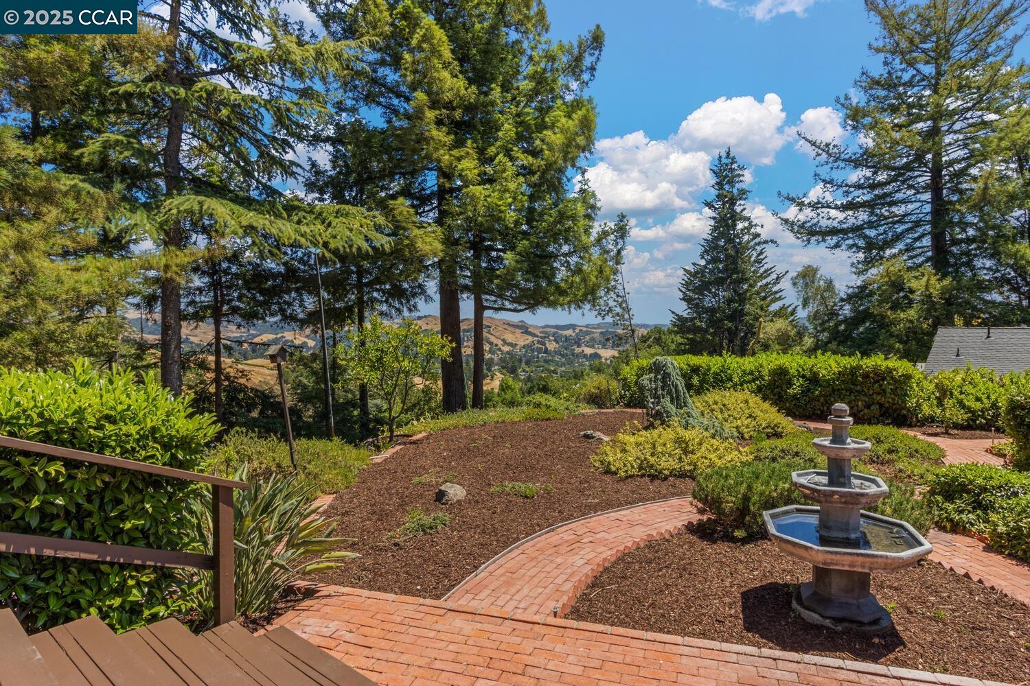 140 Warfield Drive, Moraga, California 94556, 4 Bedrooms Bedrooms, 10 Rooms Rooms,2 BathroomsBathrooms,Residential,For Sale,140 Warfield Drive,41103888