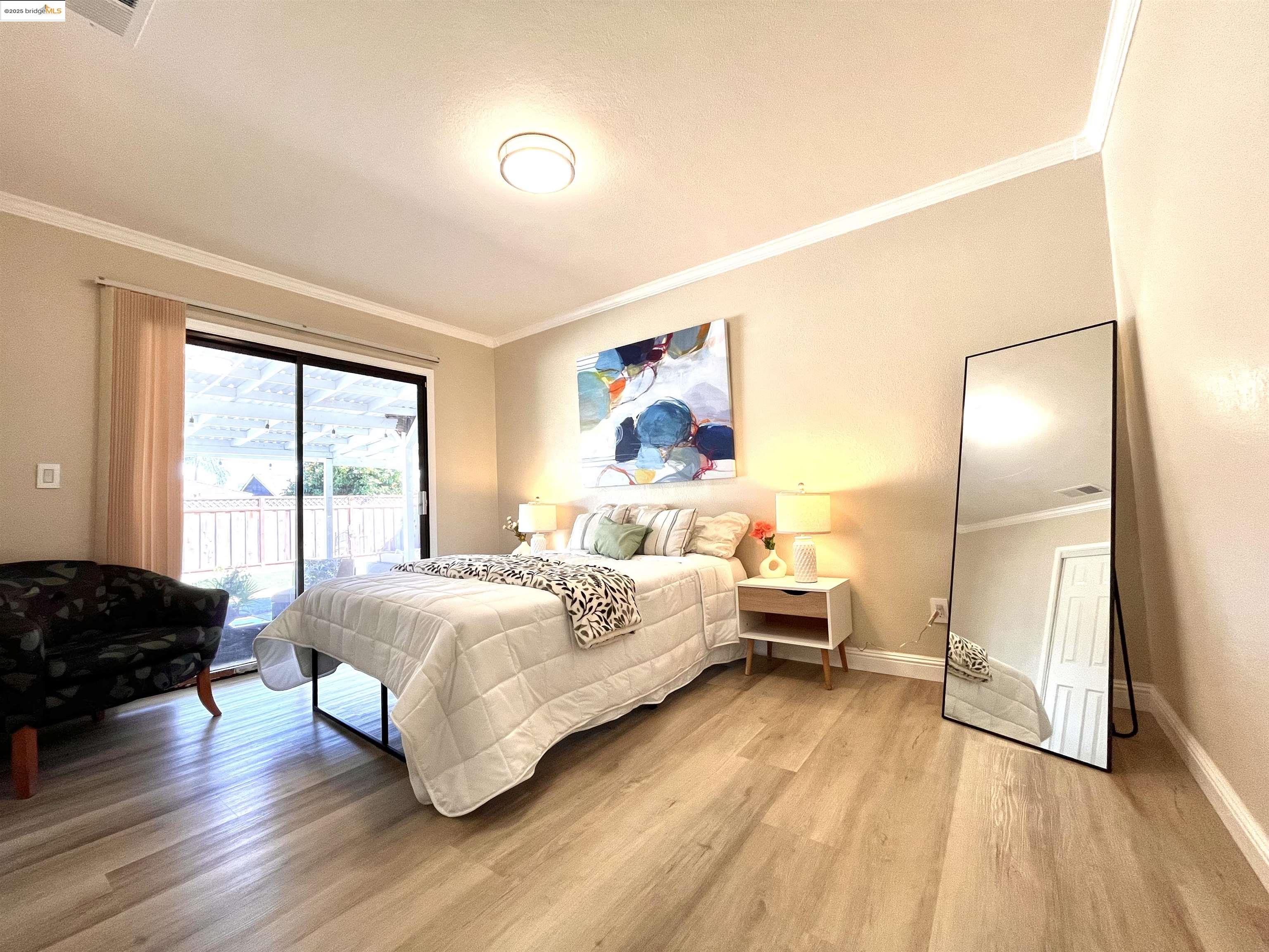 Detail Gallery Image 18 of 31 For 389 White Dr, Hayward,  CA 94544 - 3 Beds | 2 Baths