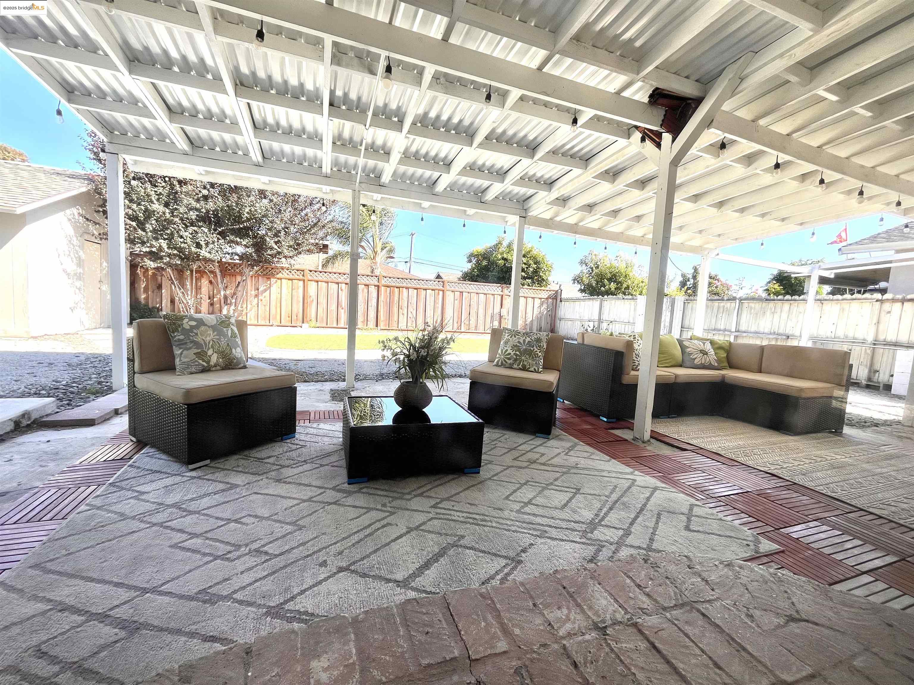Detail Gallery Image 21 of 31 For 389 White Dr, Hayward,  CA 94544 - 3 Beds | 2 Baths