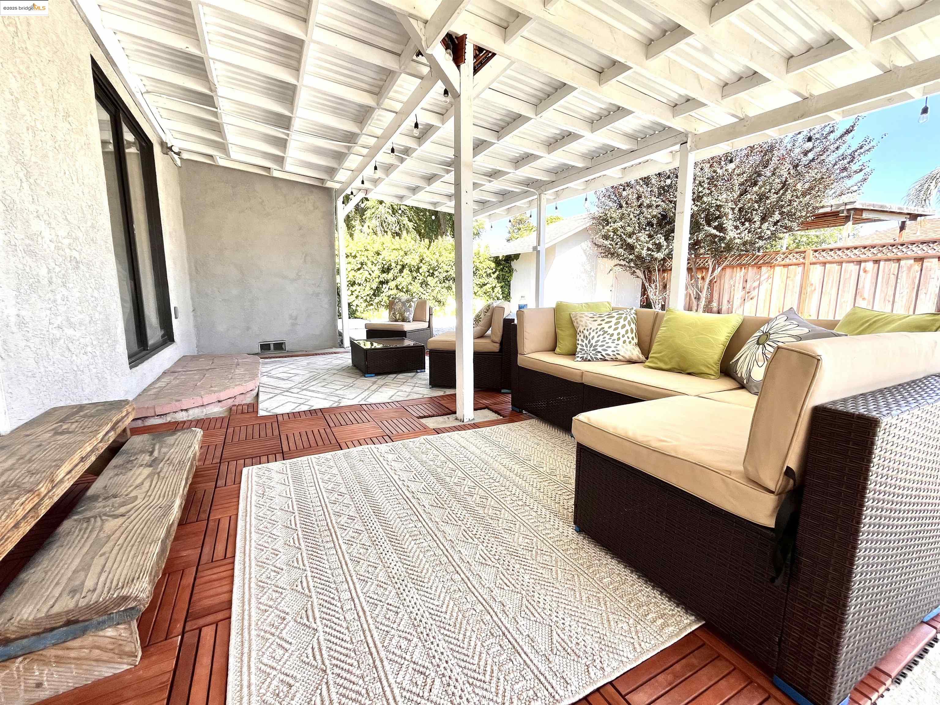 Detail Gallery Image 23 of 31 For 389 White Dr, Hayward,  CA 94544 - 3 Beds | 2 Baths