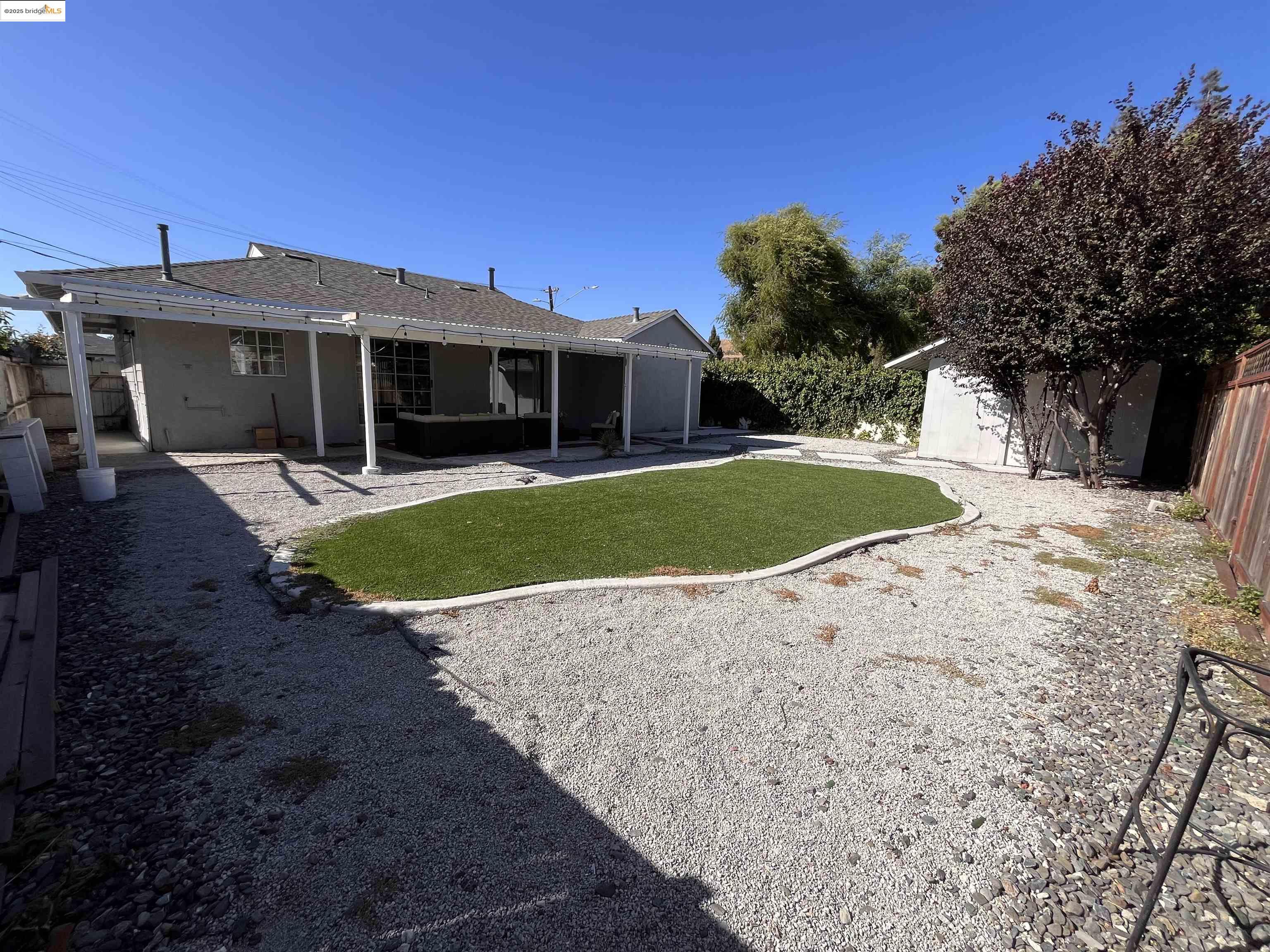 Detail Gallery Image 28 of 31 For 389 White Dr, Hayward,  CA 94544 - 3 Beds | 2 Baths