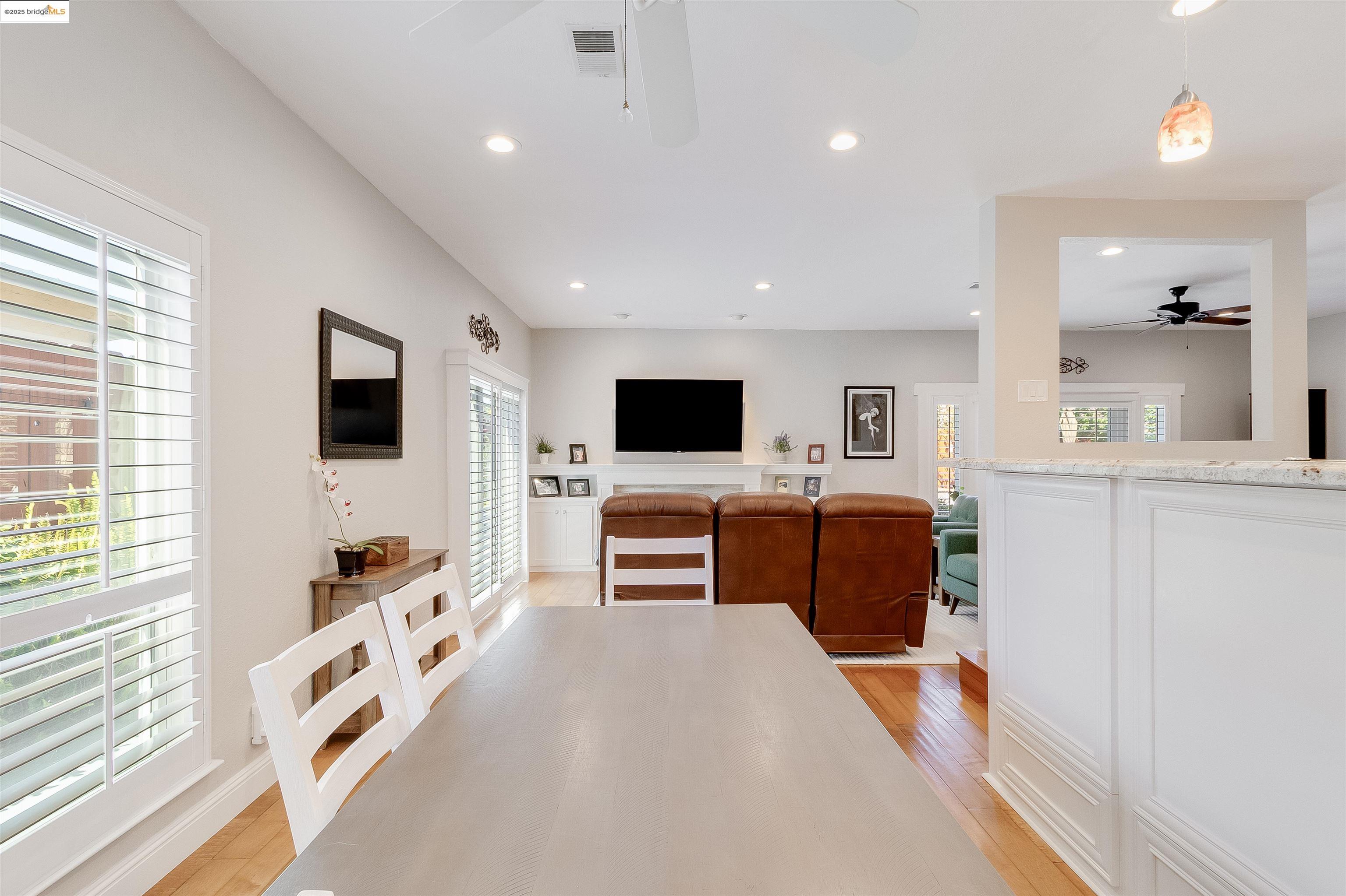 Detail Gallery Image 18 of 48 For 1955 Sequoia Dr, Martinez,  CA 94553 - 3 Beds | 2 Baths