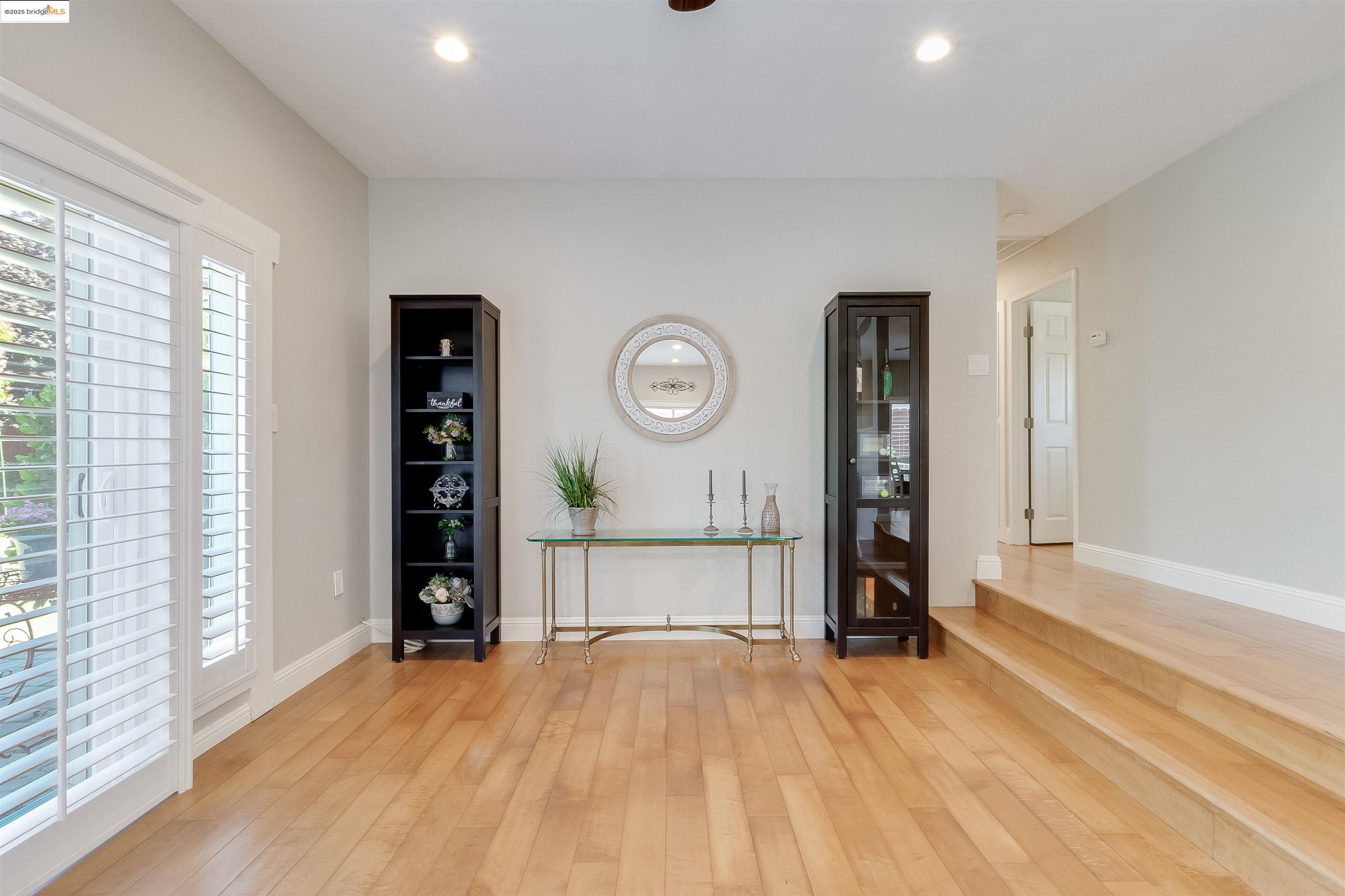 Detail Gallery Image 28 of 48 For 1955 Sequoia Dr, Martinez,  CA 94553 - 3 Beds | 2 Baths