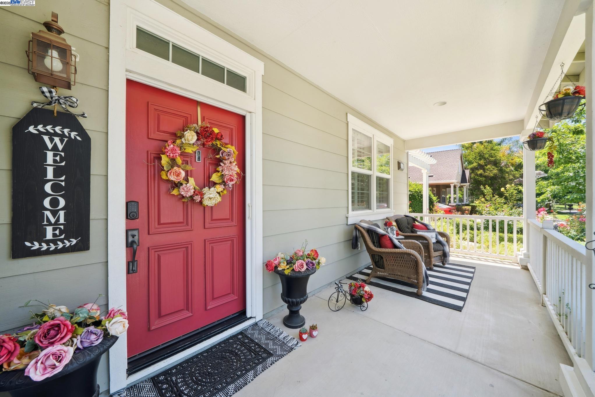 Detail Gallery Image 11 of 59 For 2457 Rees Cir, Livermore,  CA 94550 - 5 Beds | 4 Baths