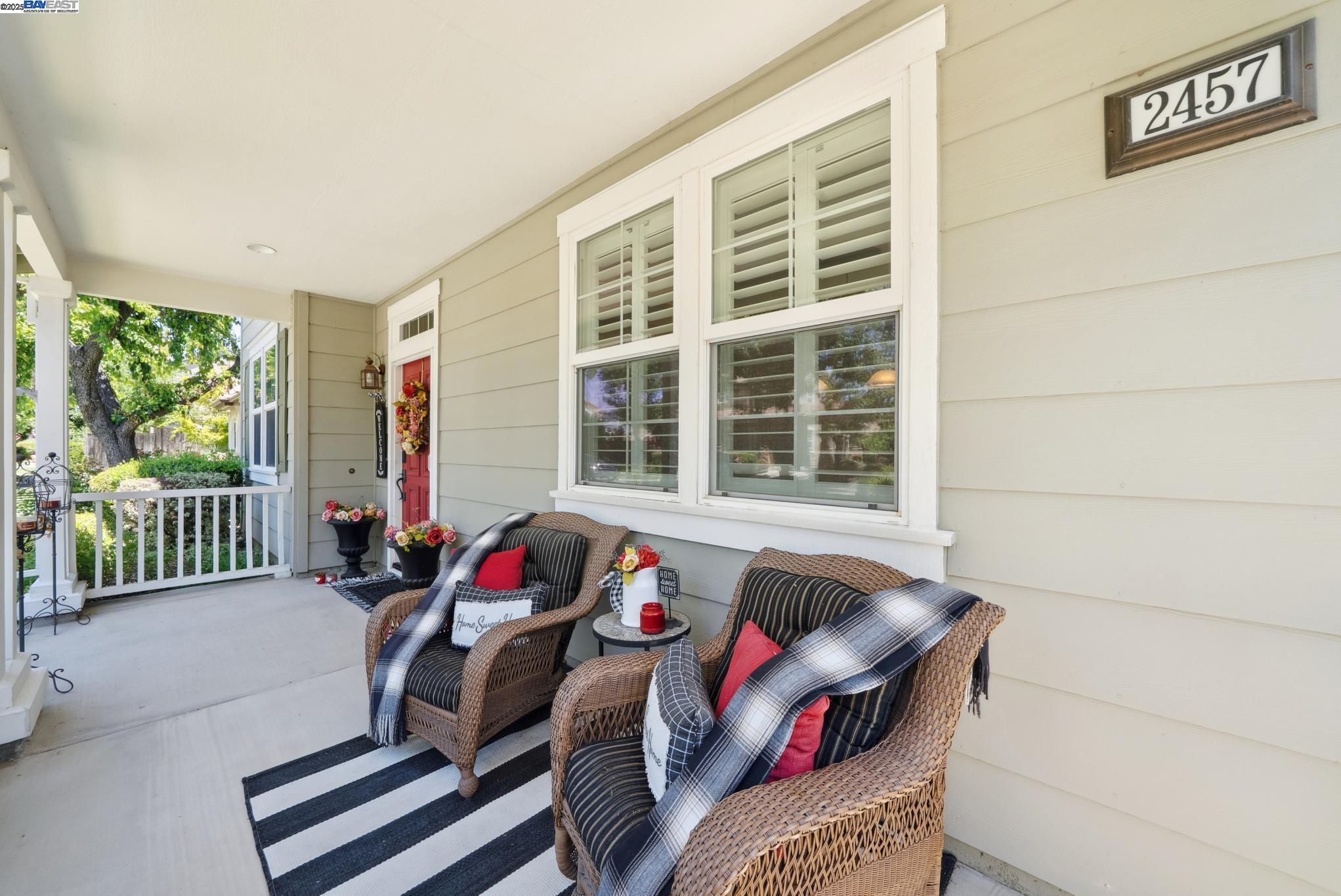 Detail Gallery Image 12 of 59 For 2457 Rees Cir, Livermore,  CA 94550 - 5 Beds | 4 Baths