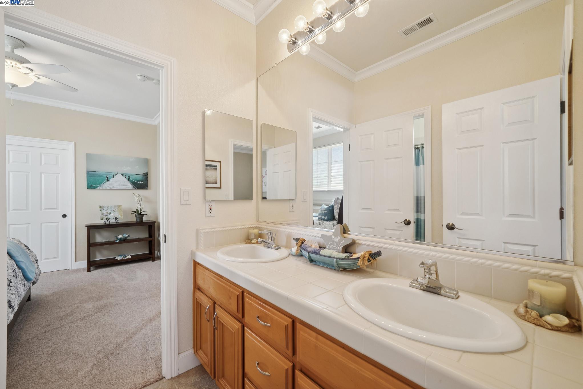 Detail Gallery Image 38 of 59 For 2457 Rees Cir, Livermore,  CA 94550 - 5 Beds | 4 Baths