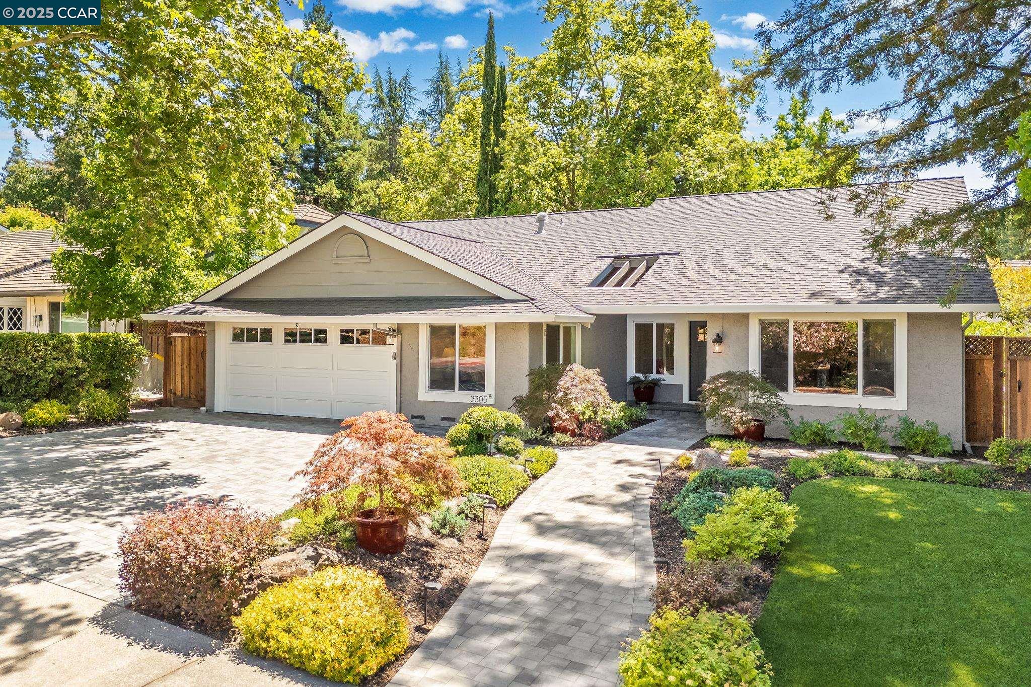 Detail Gallery Image 1 of 1 For 2305 Stewart Ave, Walnut Creek,  CA 94596 - 4 Beds | 2 Baths