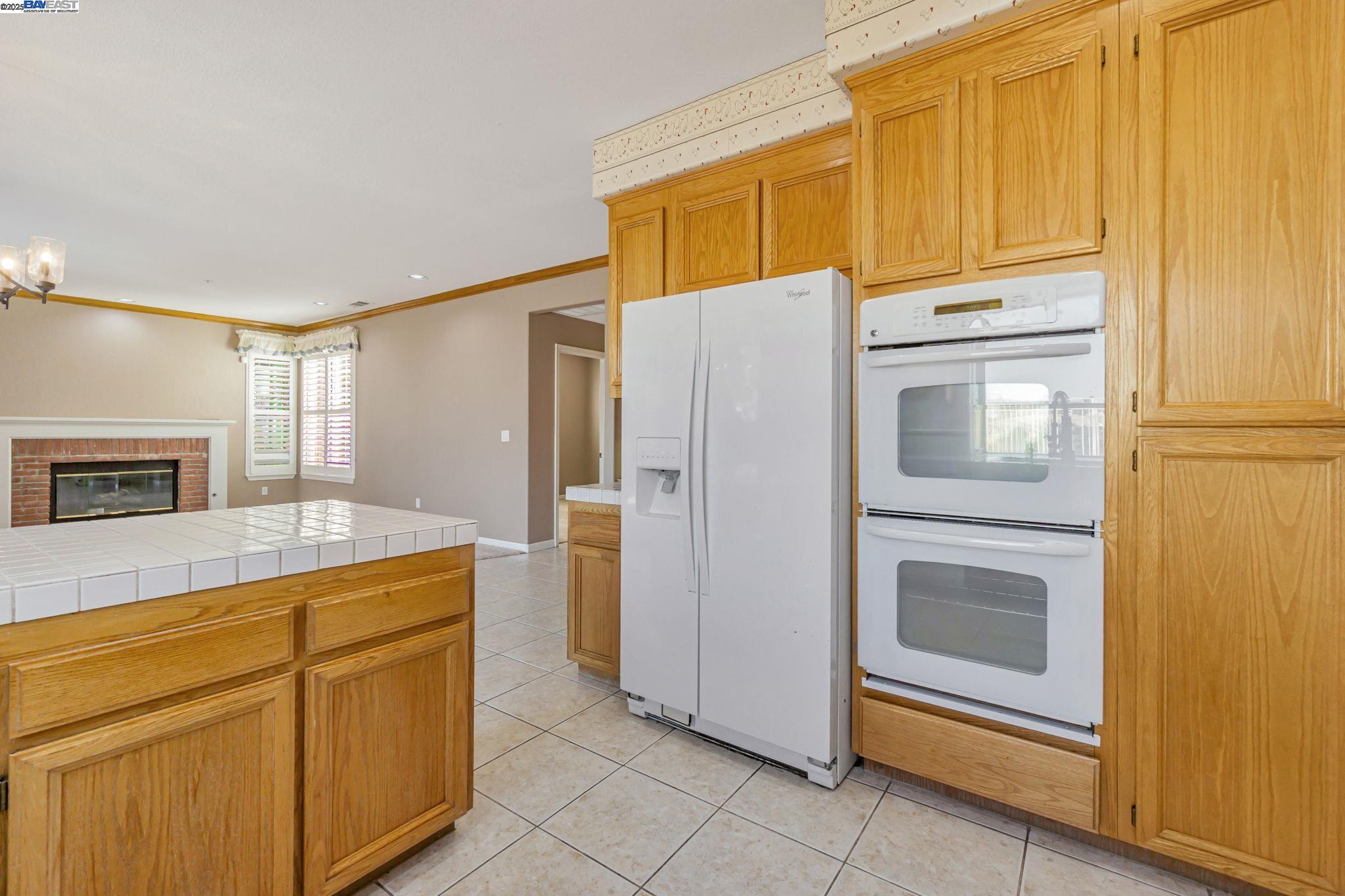 Detail Gallery Image 10 of 55 For 4688 Matterhorn Way, Antioch,  CA 94531 - 4 Beds | 3 Baths