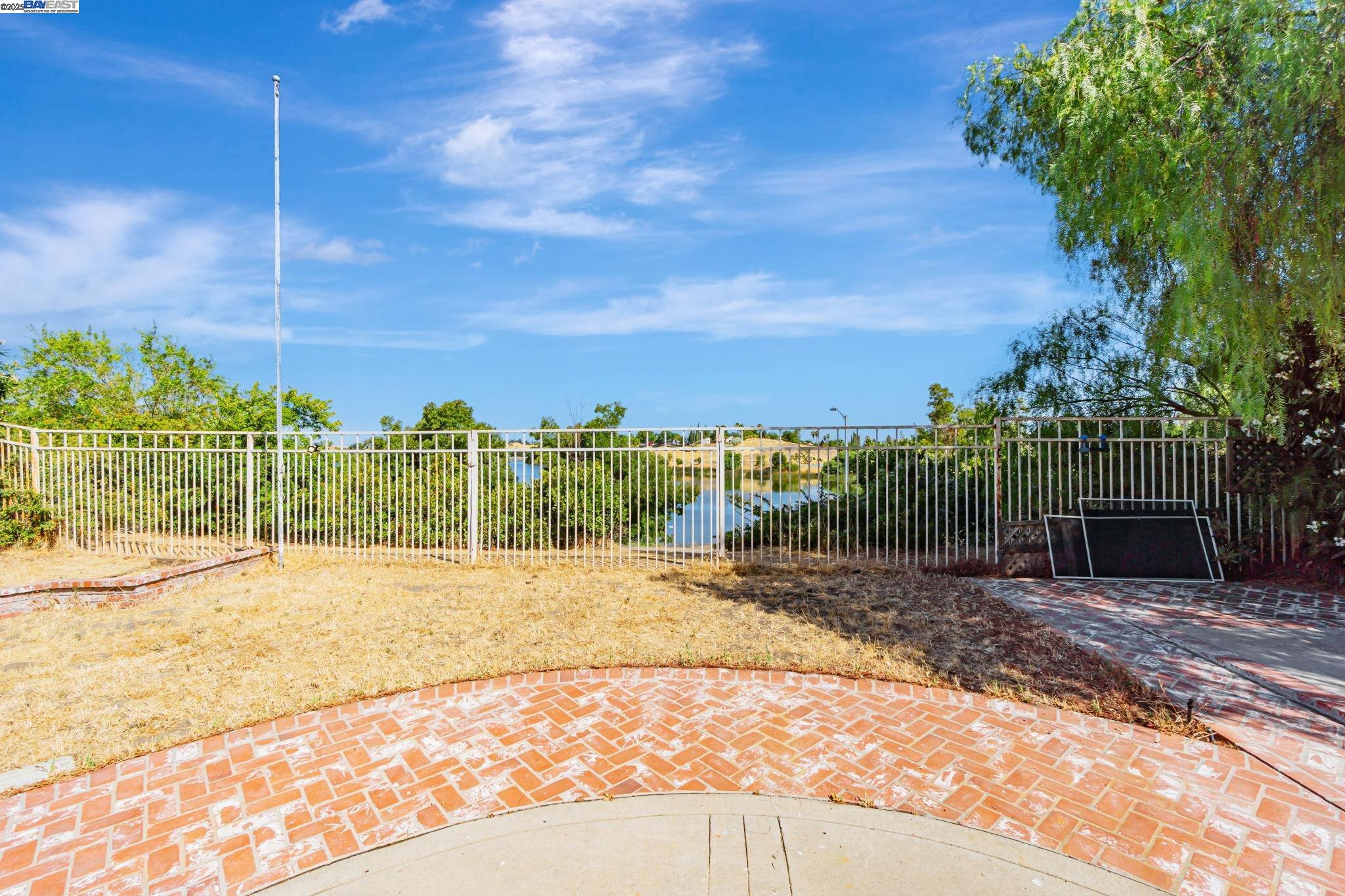 Detail Gallery Image 50 of 55 For 4688 Matterhorn Way, Antioch,  CA 94531 - 4 Beds | 3 Baths