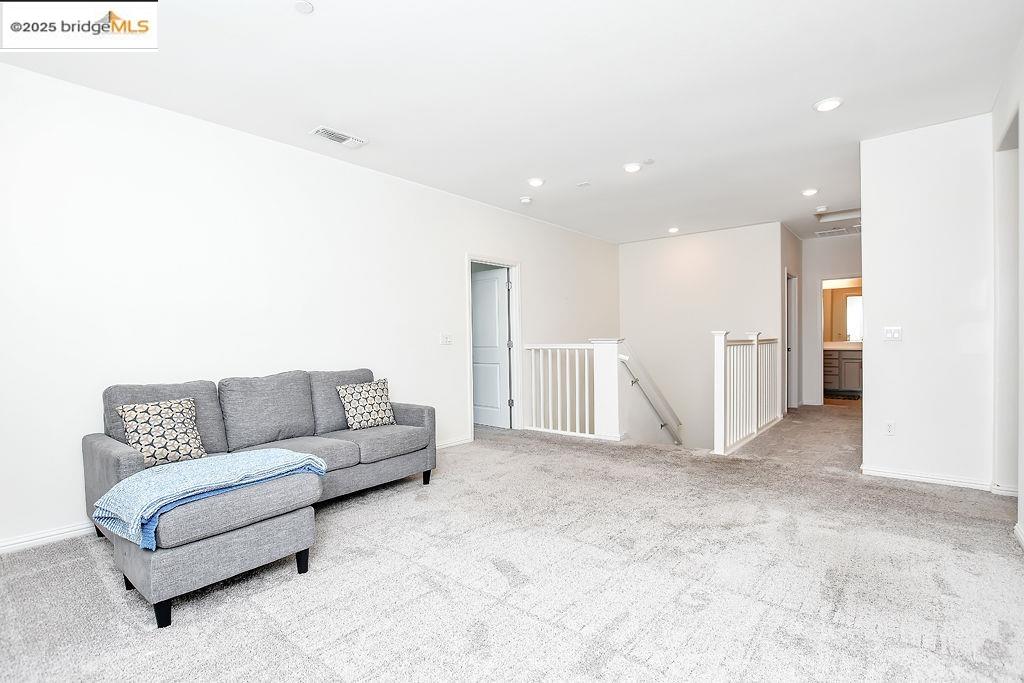 Detail Gallery Image 13 of 36 For 278 Sespe Creek Way, Brentwood,  CA 94513 - 5 Beds | 4/1 Baths