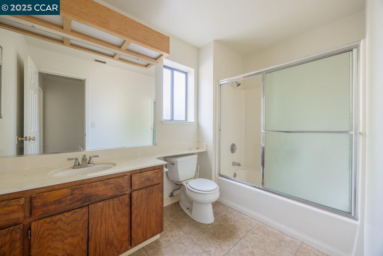 Detail Gallery Image 13 of 18 For 6746 Calvine Rd, Sacramento,  CA 95823 - 3 Beds | 2/1 Baths