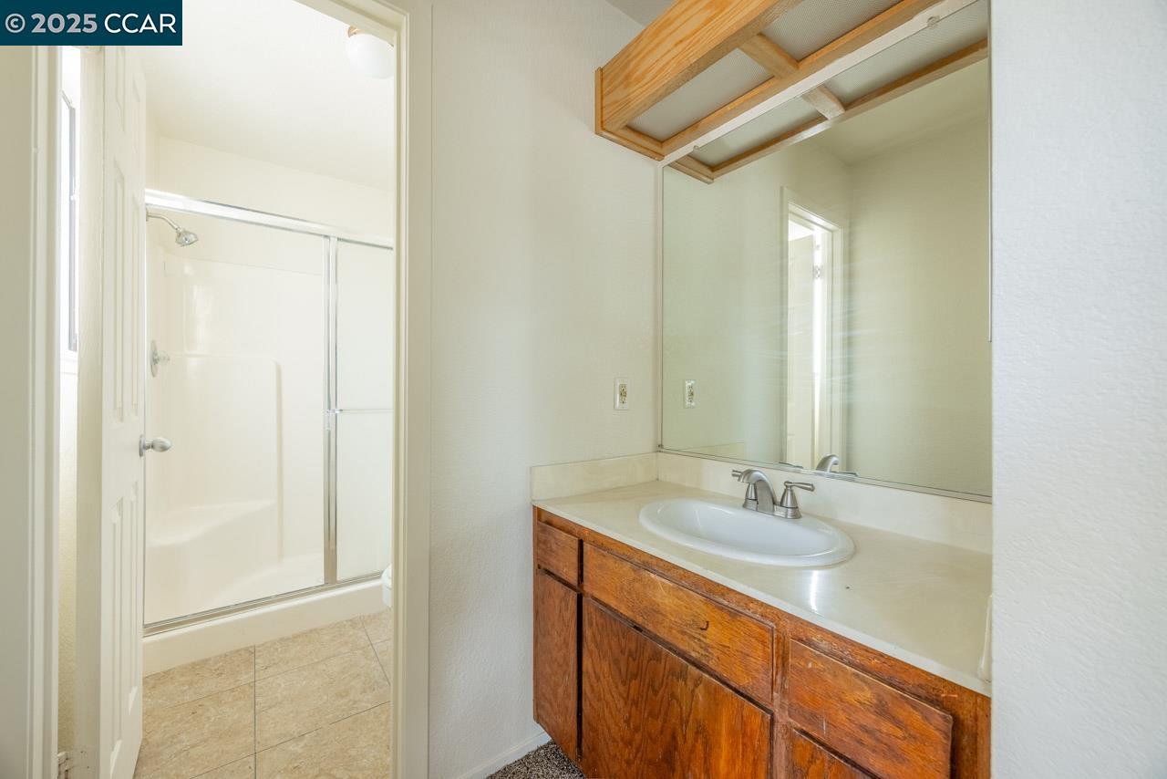 Detail Gallery Image 16 of 18 For 6746 Calvine Rd, Sacramento,  CA 95823 - 3 Beds | 2/1 Baths
