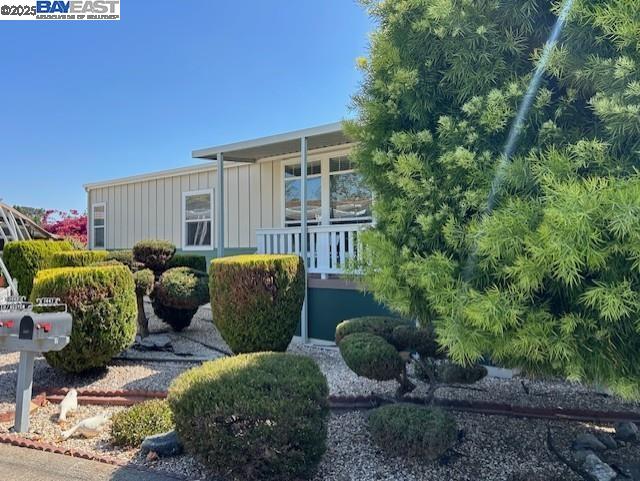 Detail Gallery Image 39 of 54 For 1447 Buckingham Way, Hayward,  CA 94544 - 3 Beds | 2 Baths