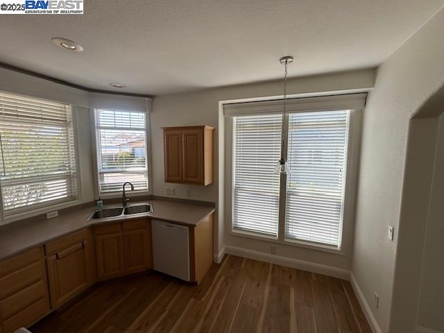 Detail Gallery Image 5 of 54 For 1447 Buckingham Way, Hayward,  CA 94544 - 3 Beds | 2 Baths