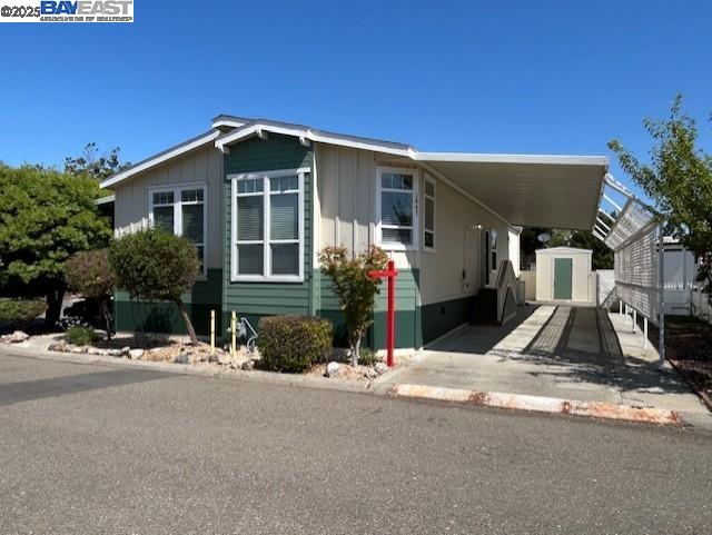 Detail Gallery Image 53 of 54 For 1447 Buckingham Way, Hayward,  CA 94544 - 3 Beds | 2 Baths