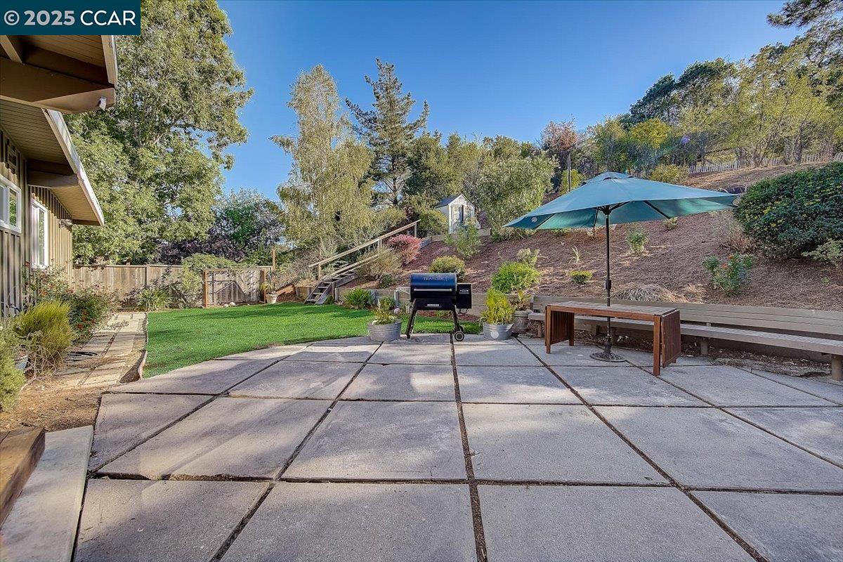 Detail Gallery Image 24 of 31 For 3357 S Lucille Ln, Lafayette,  CA 94549 - 4 Beds | 2 Baths
