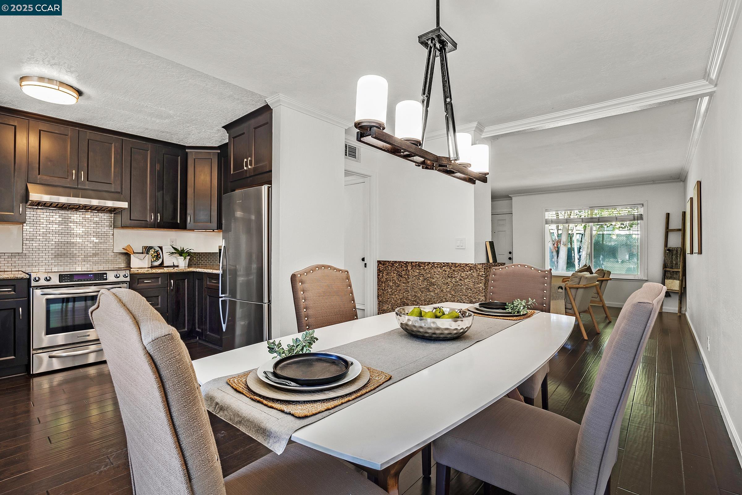 Photo #12: 41103913 Listing: Photo #12