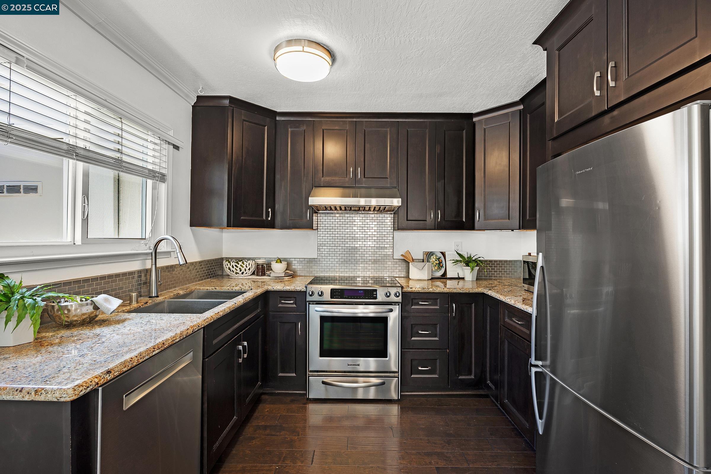 Photo #14: 41103913 Listing: Photo #14
