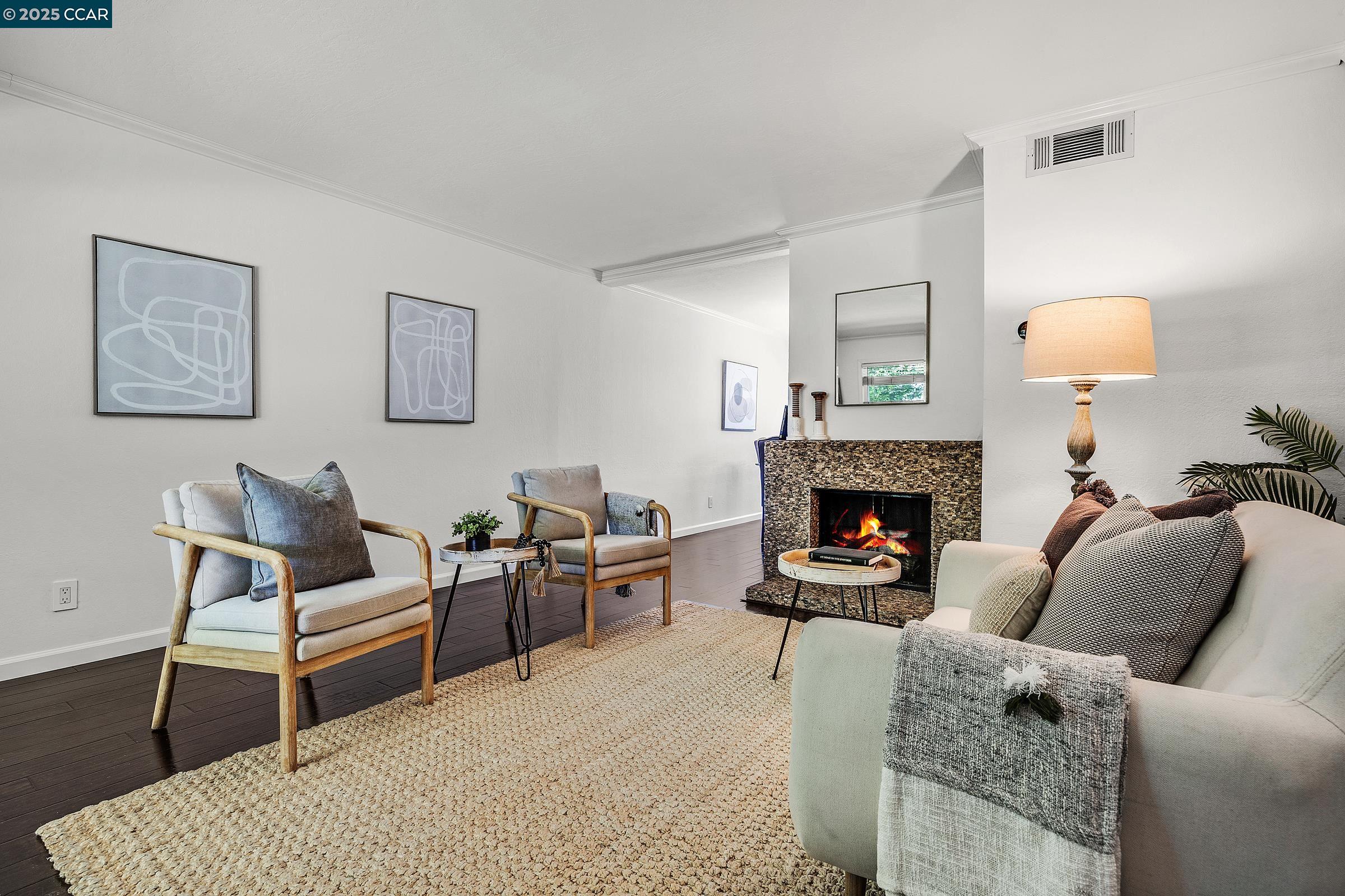 Photo #3: 41103913 Listing 