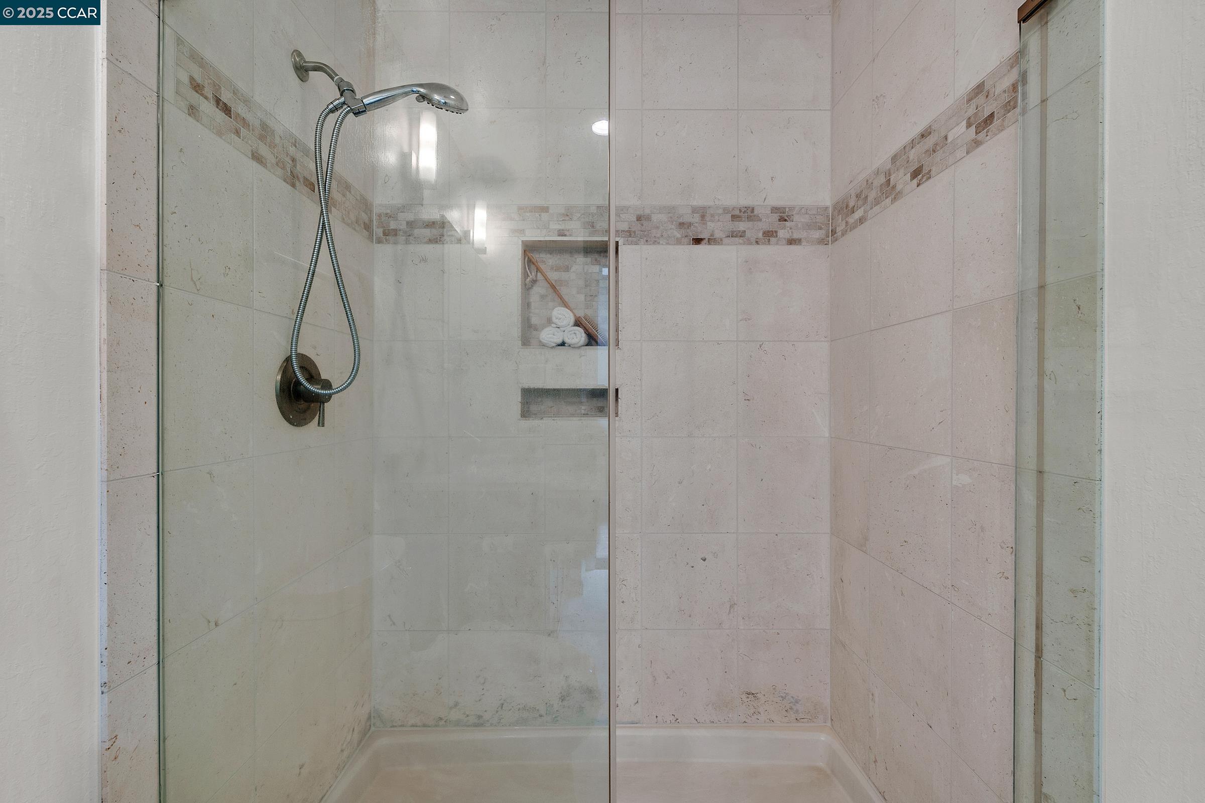 Photo #28: 41103913 Listing: Photo #28
