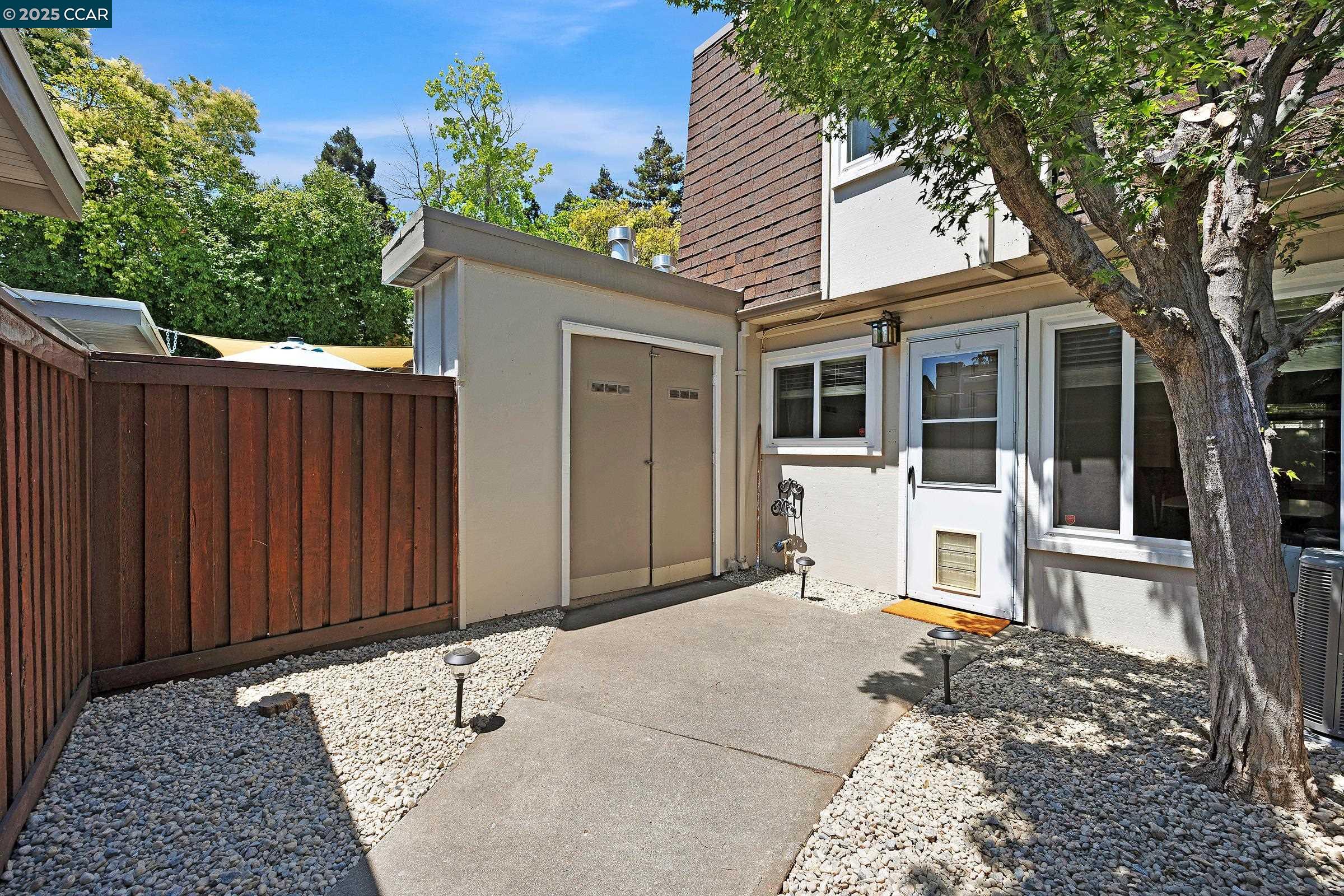 Photo #37: 41103913 Listing: Photo #37