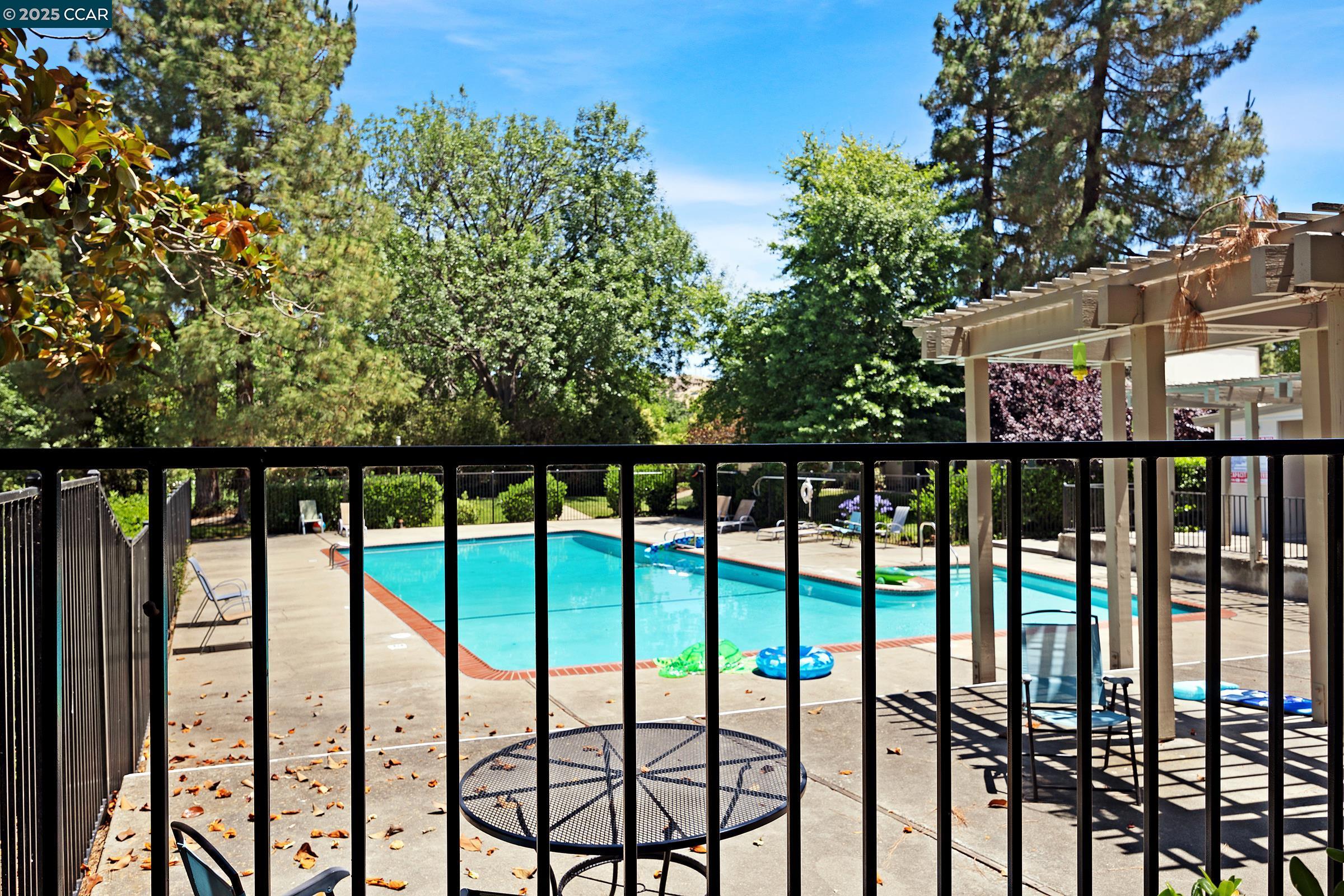 Photo #41: 41103913 Listing: Photo #41