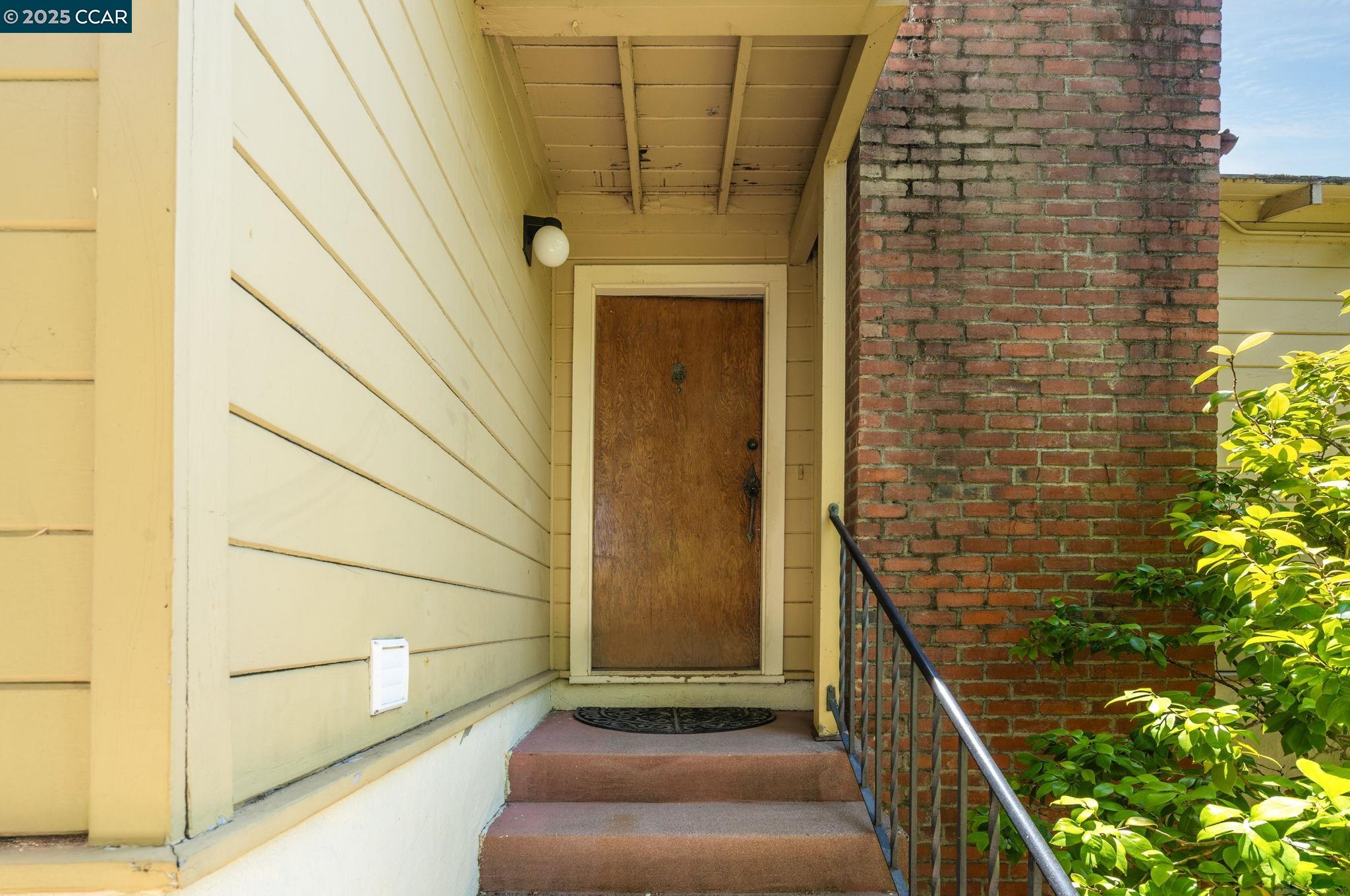 Detail Gallery Image 3 of 26 For 222 Marin St, San Rafael,  CA 94901 - – Beds | – Baths